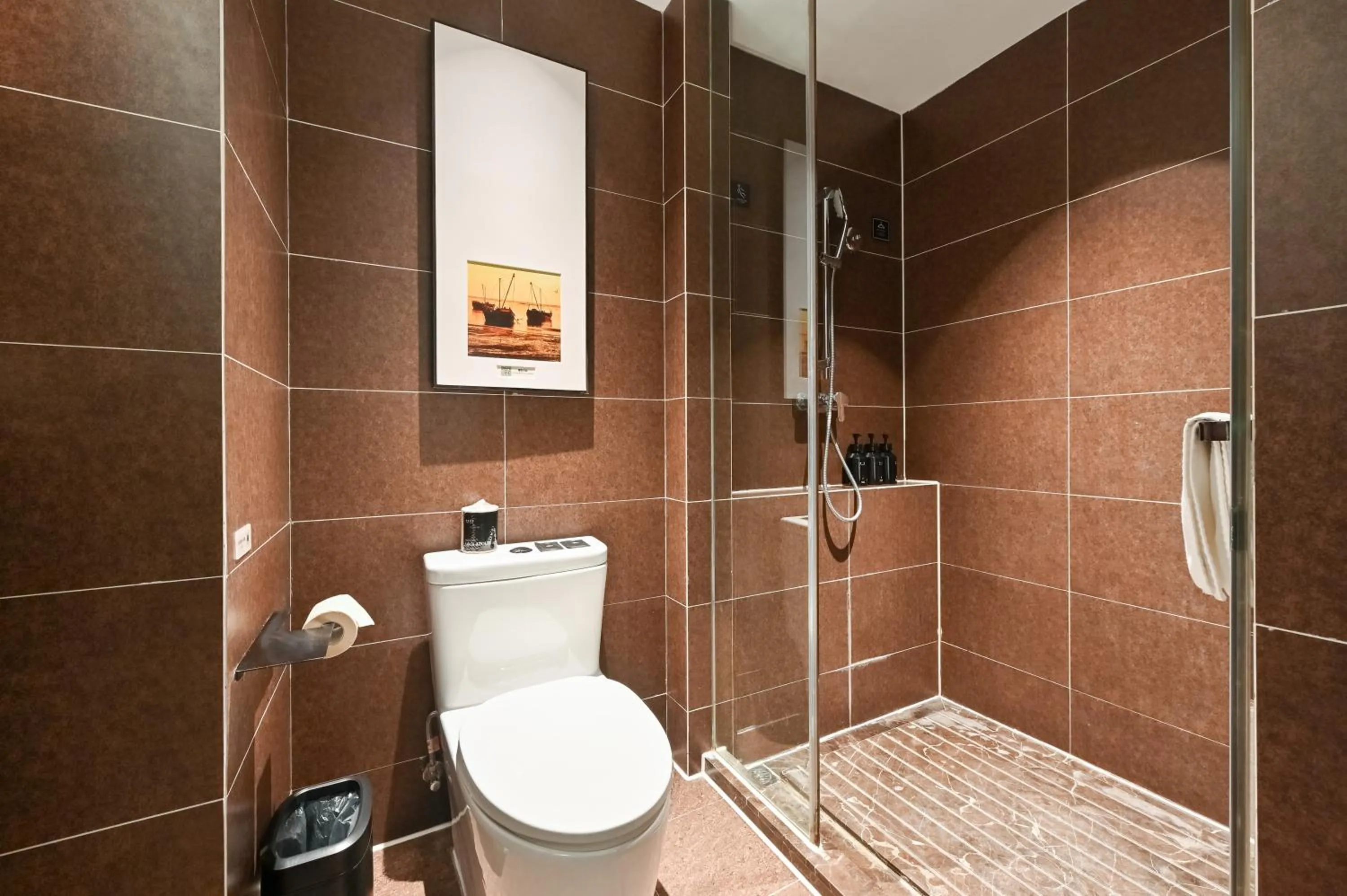 Atour Hotel Dalian Zhongshan Square