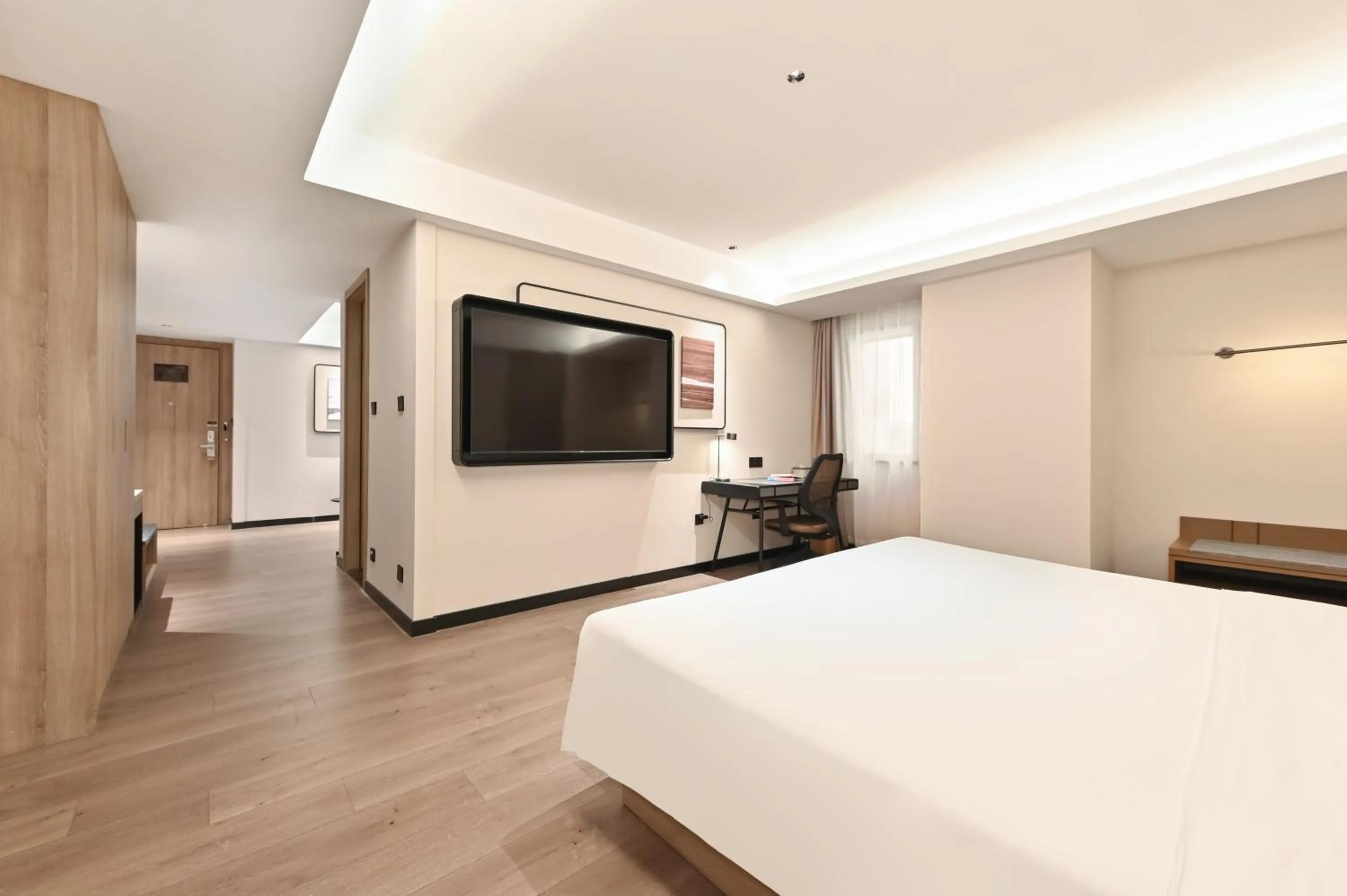 Bed in Atour Hotel Dalian Zhongshan Square