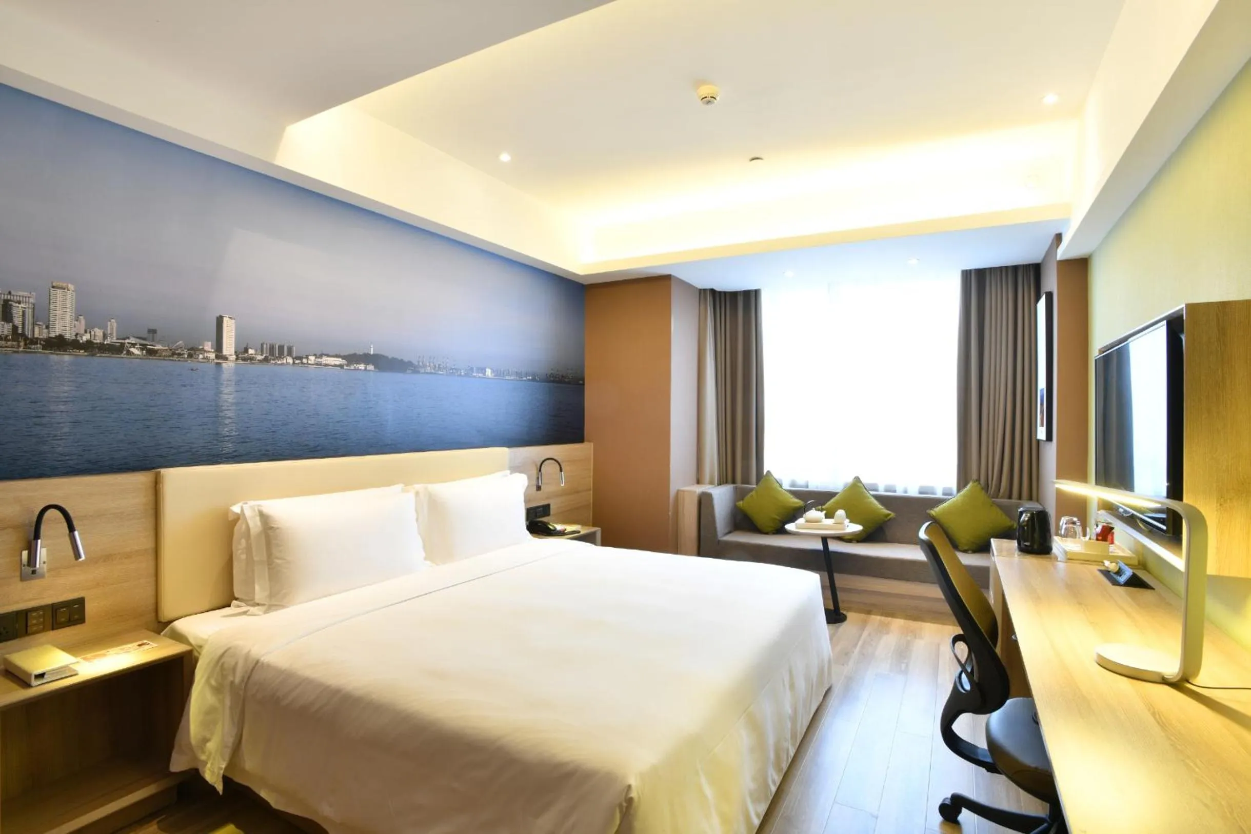 Atour Hotel Yantai Golden Beach