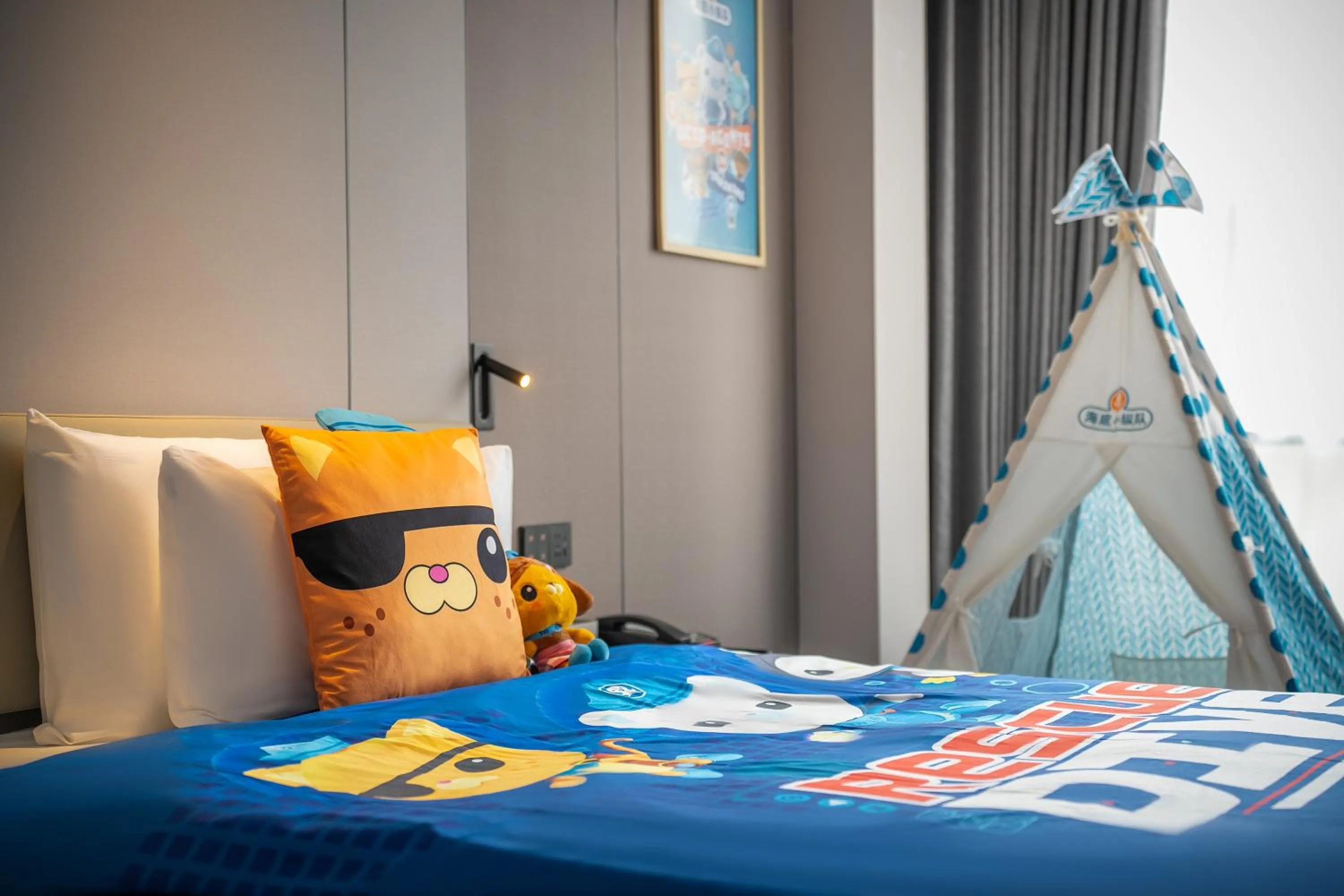 Bed in Atour Hotel Chengdu Taikoo Li Riverside