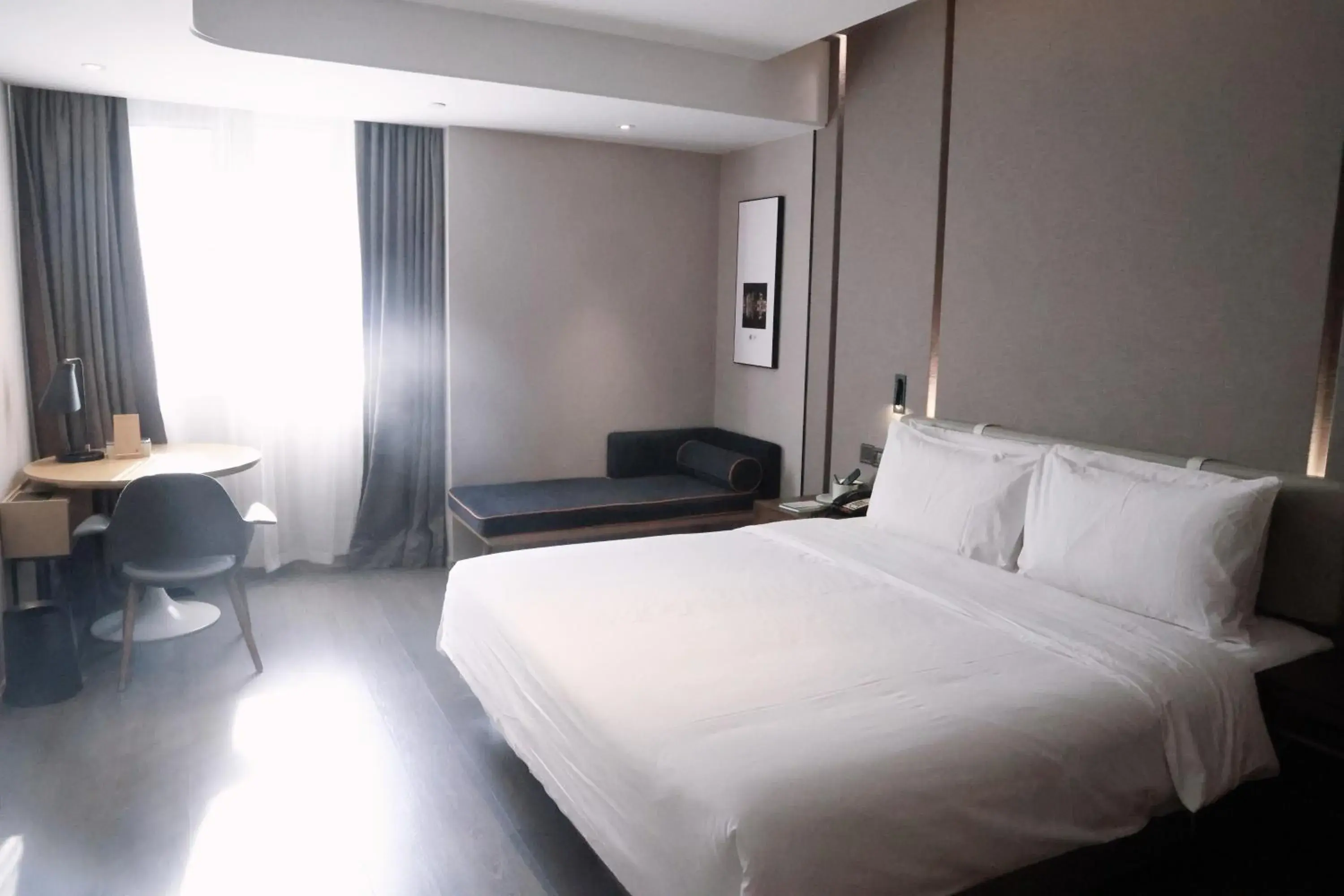 Bed in Atour Hotel Shanghai Xianxia Bed in Atour Hotel Shanghai Xianxia