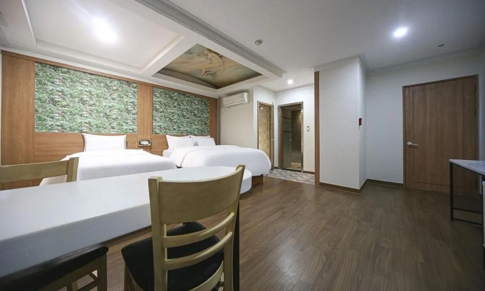 Bed in Hotel Feel Green