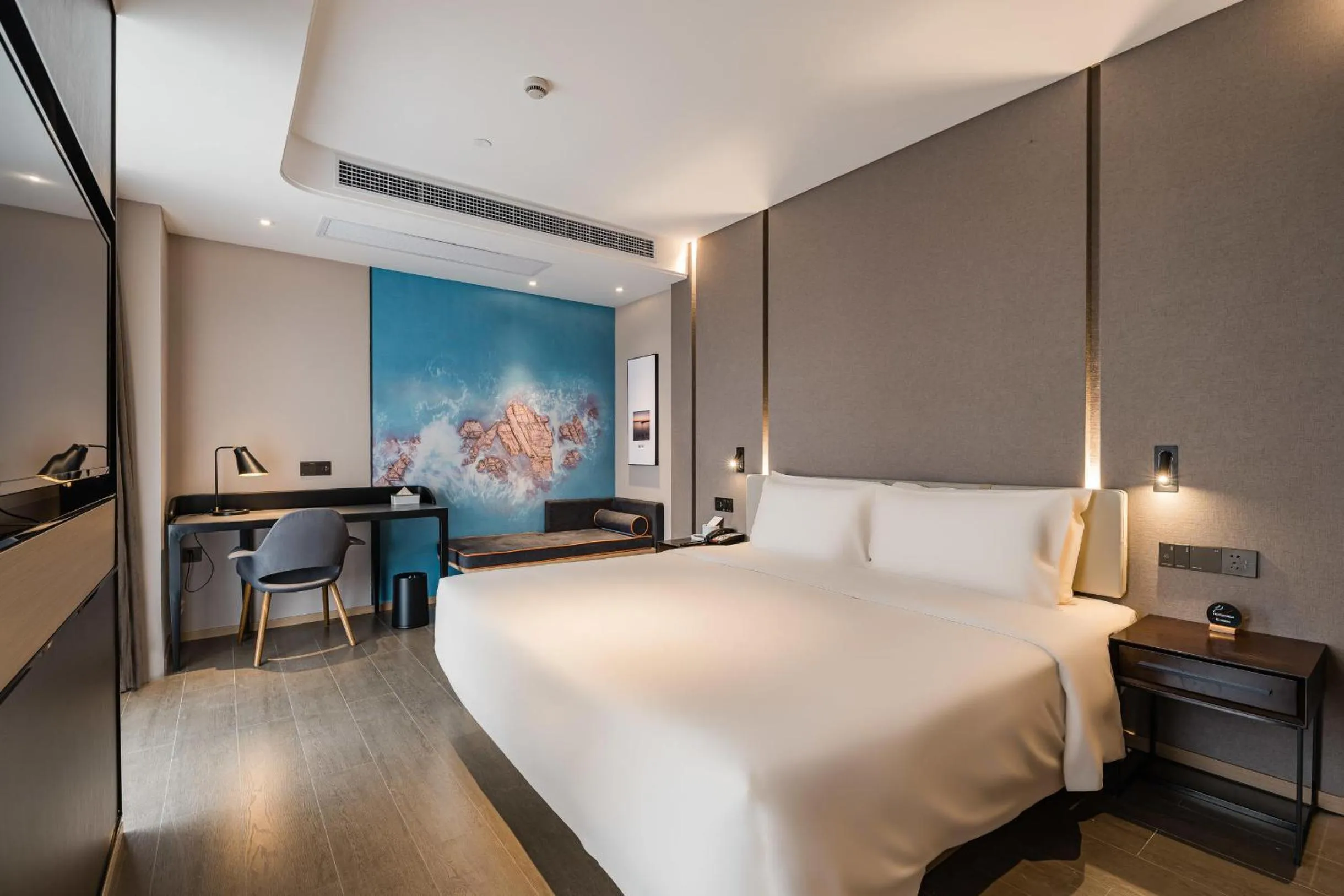 Bed in Atour Hotel Ningbo Yinzhou Impression City