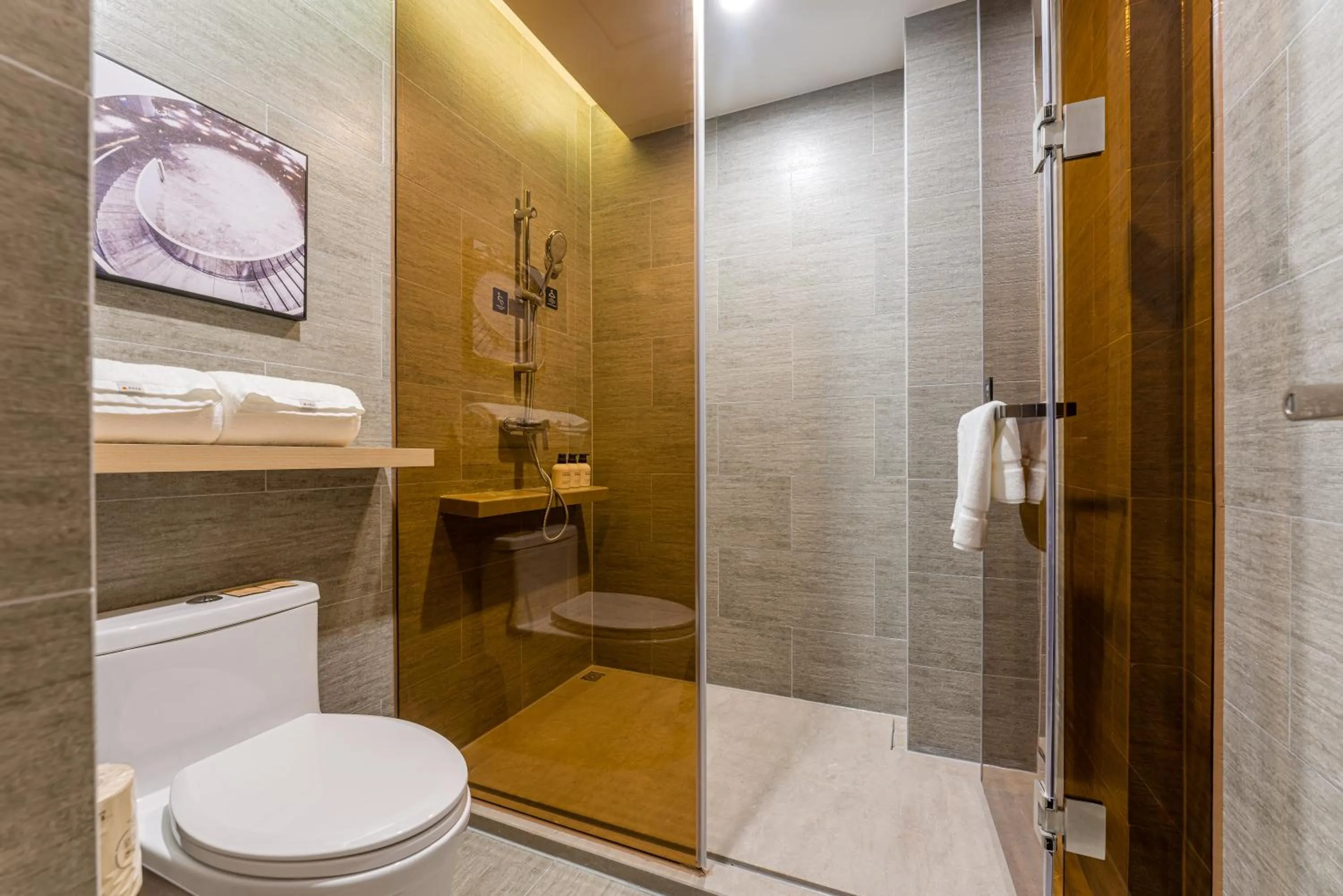 Bathroom in Atour Hotel Xiamen Airport Wuyuan Bay