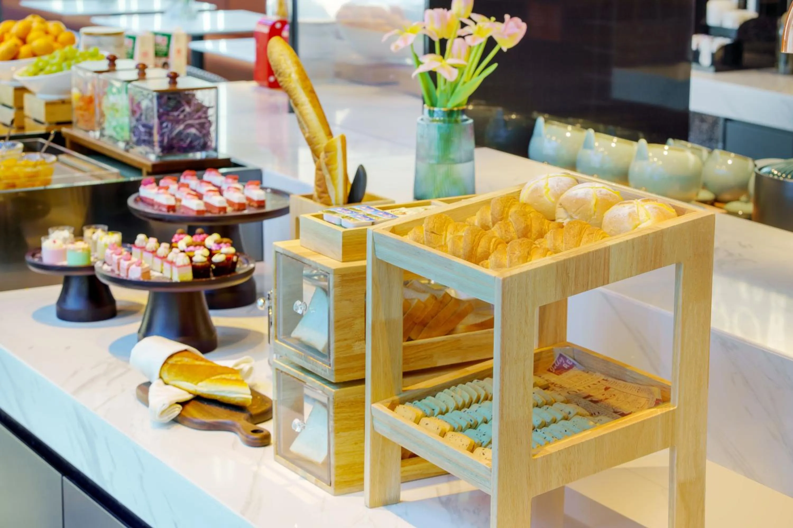 Breakfast in Atour Hotel Qingdao Laoshan Shilaoren Beach