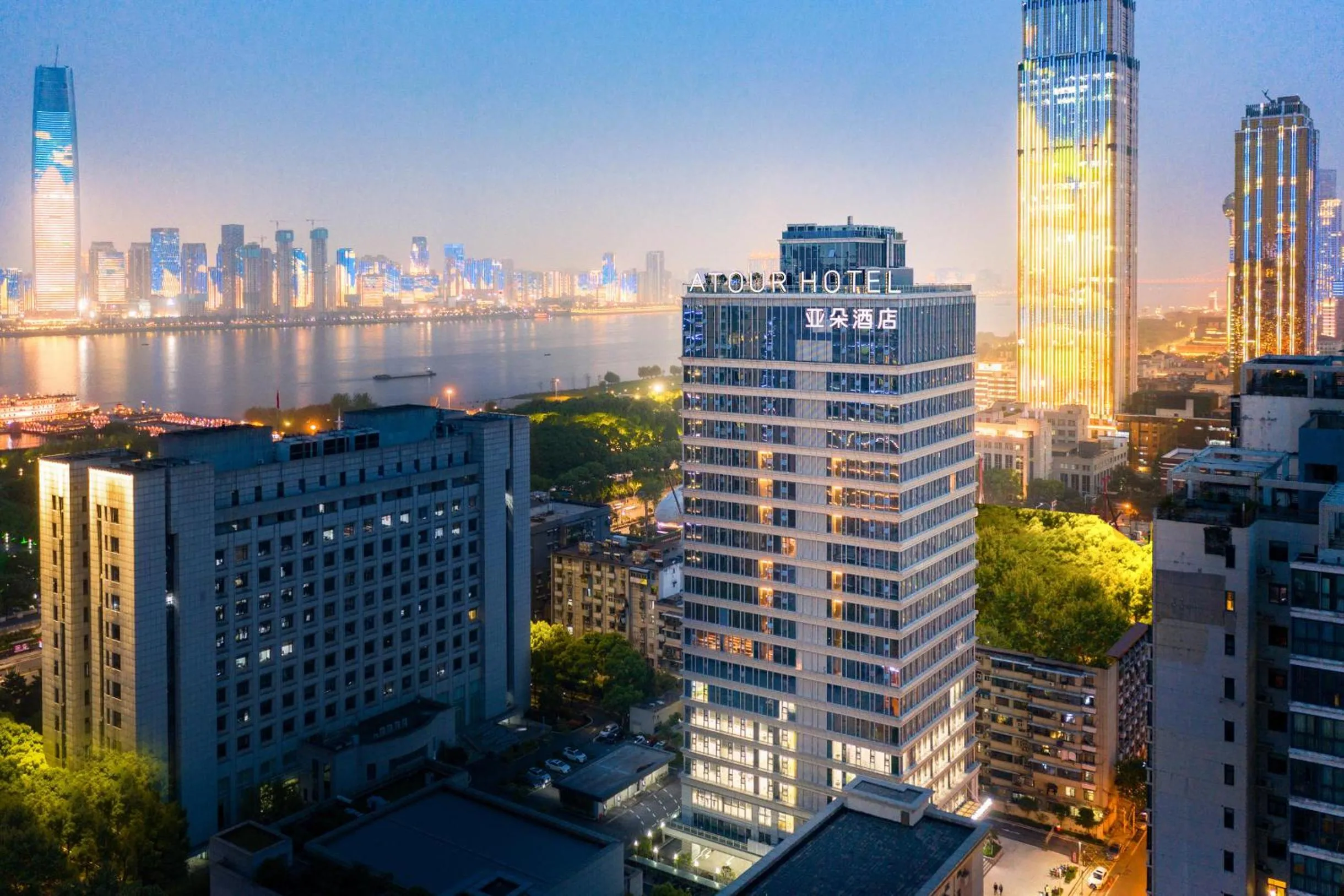 Atour Hotel Wuhan Tiandi Hankou Jiangtan