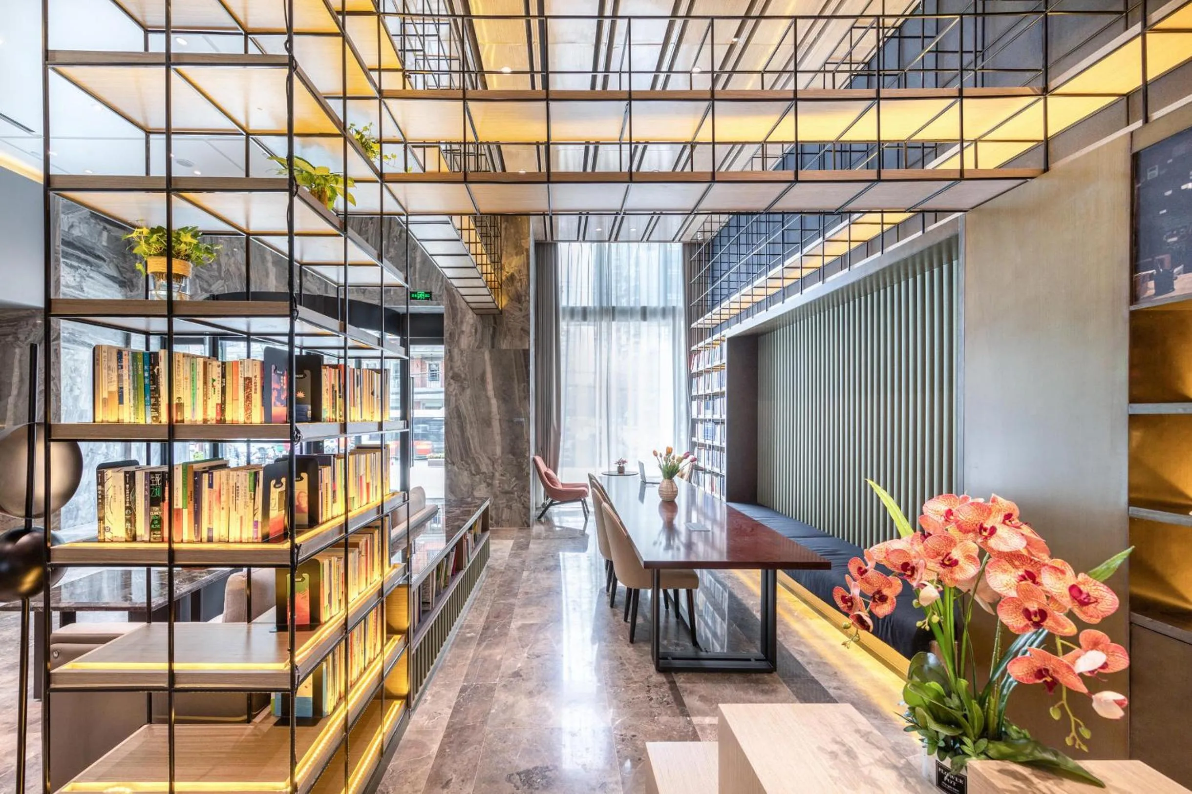Atour Hotel Wuhan Tiandi Hankou Jiangtan