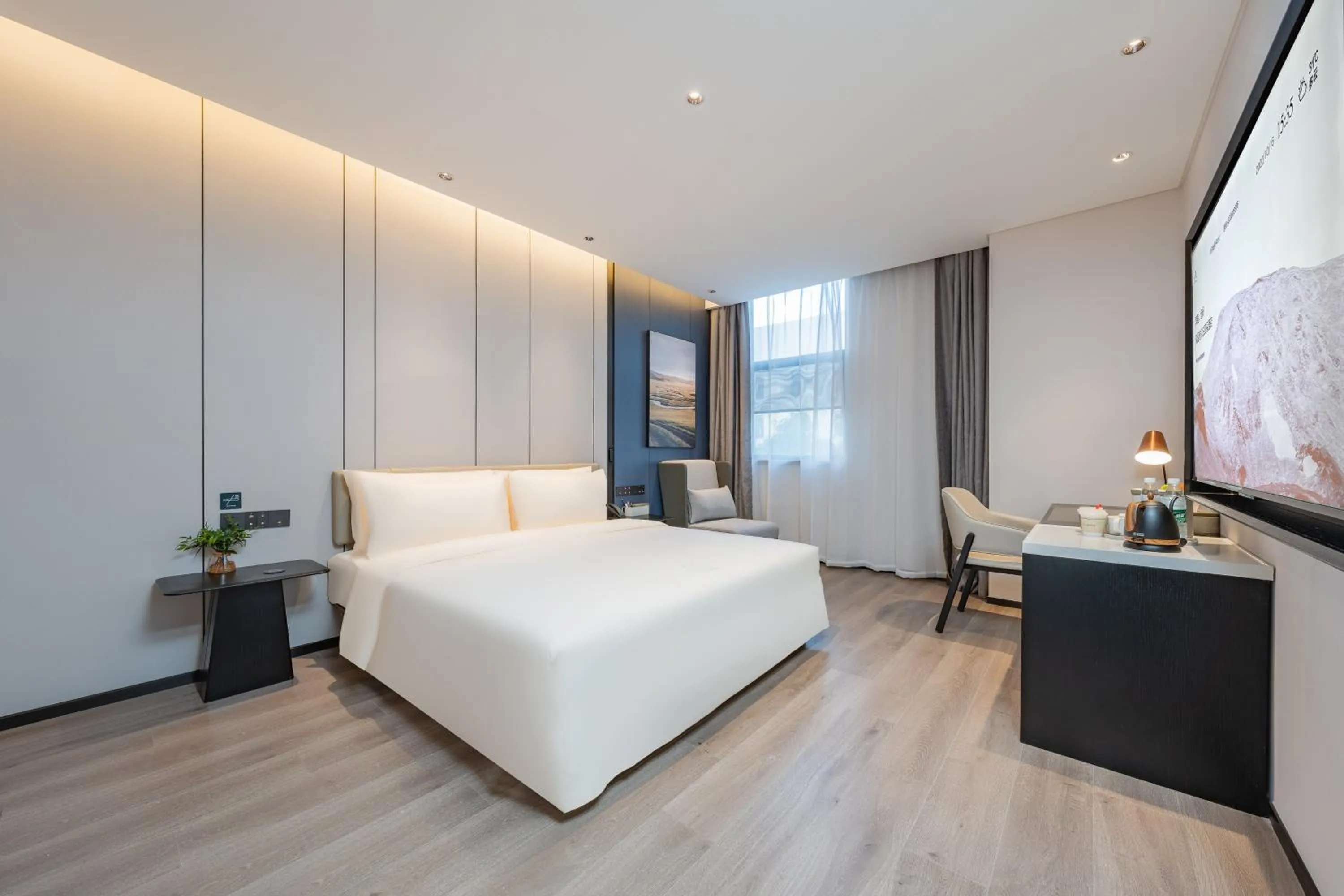 Bed in Atour Hotel Guangzhou Pazhou Exhibition Center Information Port-Free shuttle bus to Canton Fair