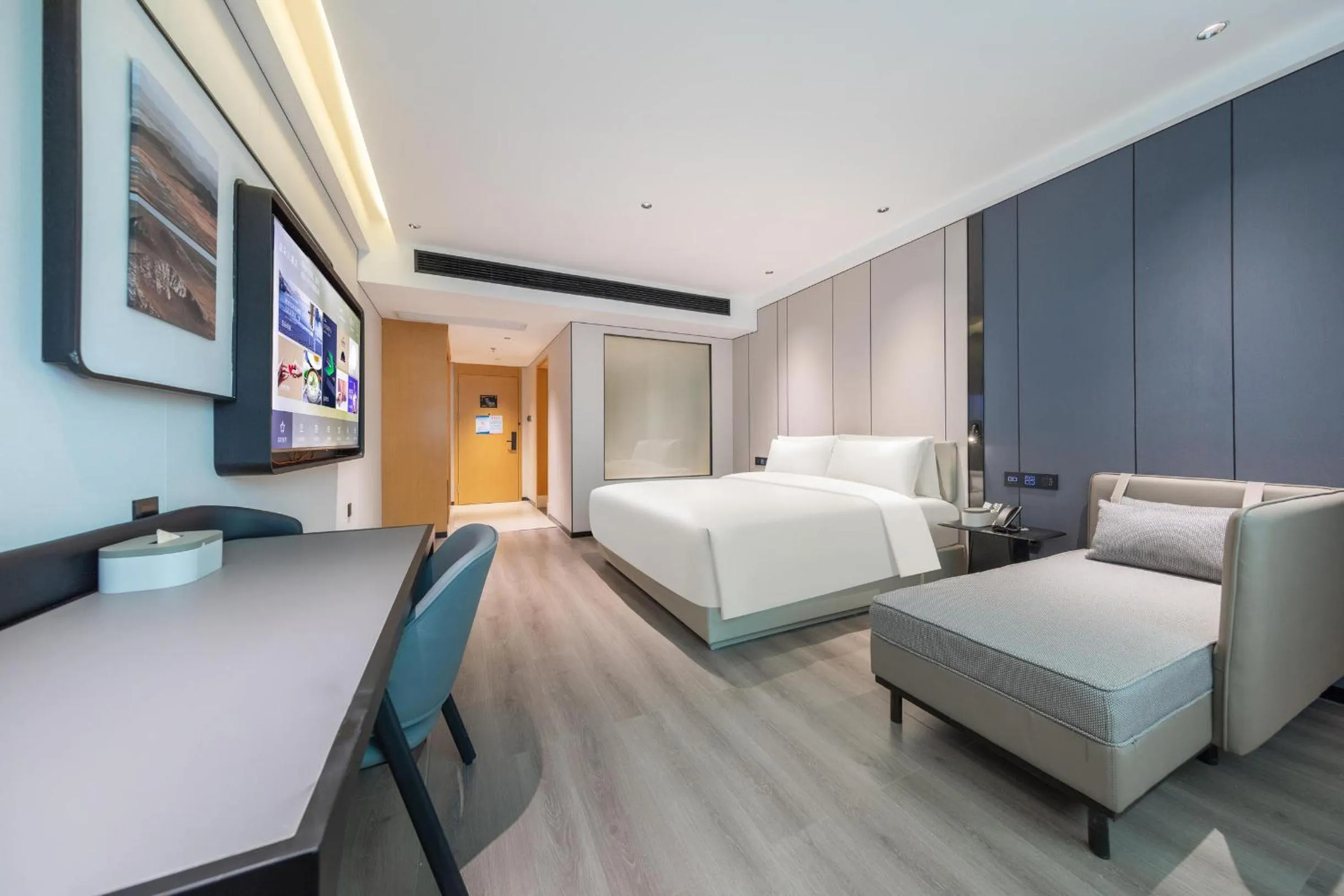 Bedroom, Bed in Atour X Hotel Guangzhou Baiyun International Airport Renhe Station