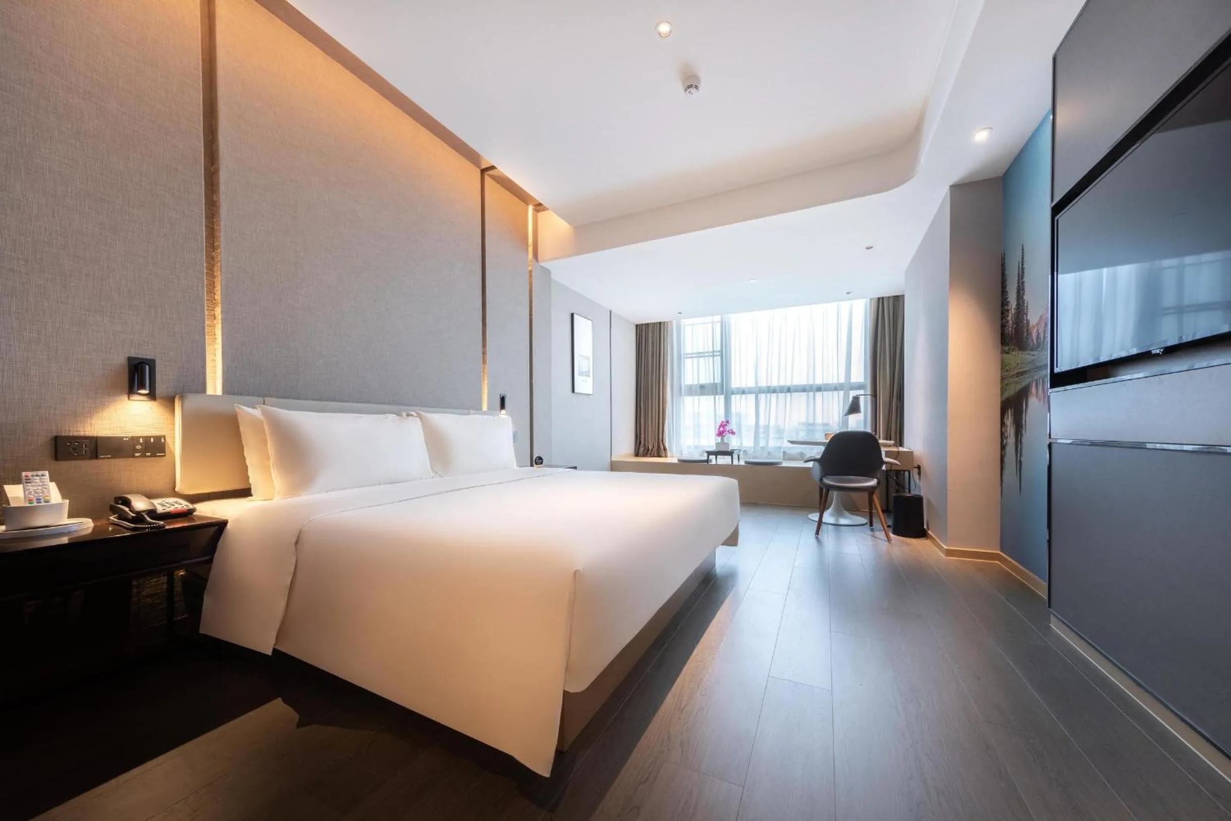 Bed in Atour Hotel Shenzhen Fuhai International Convention and Exhibition Center