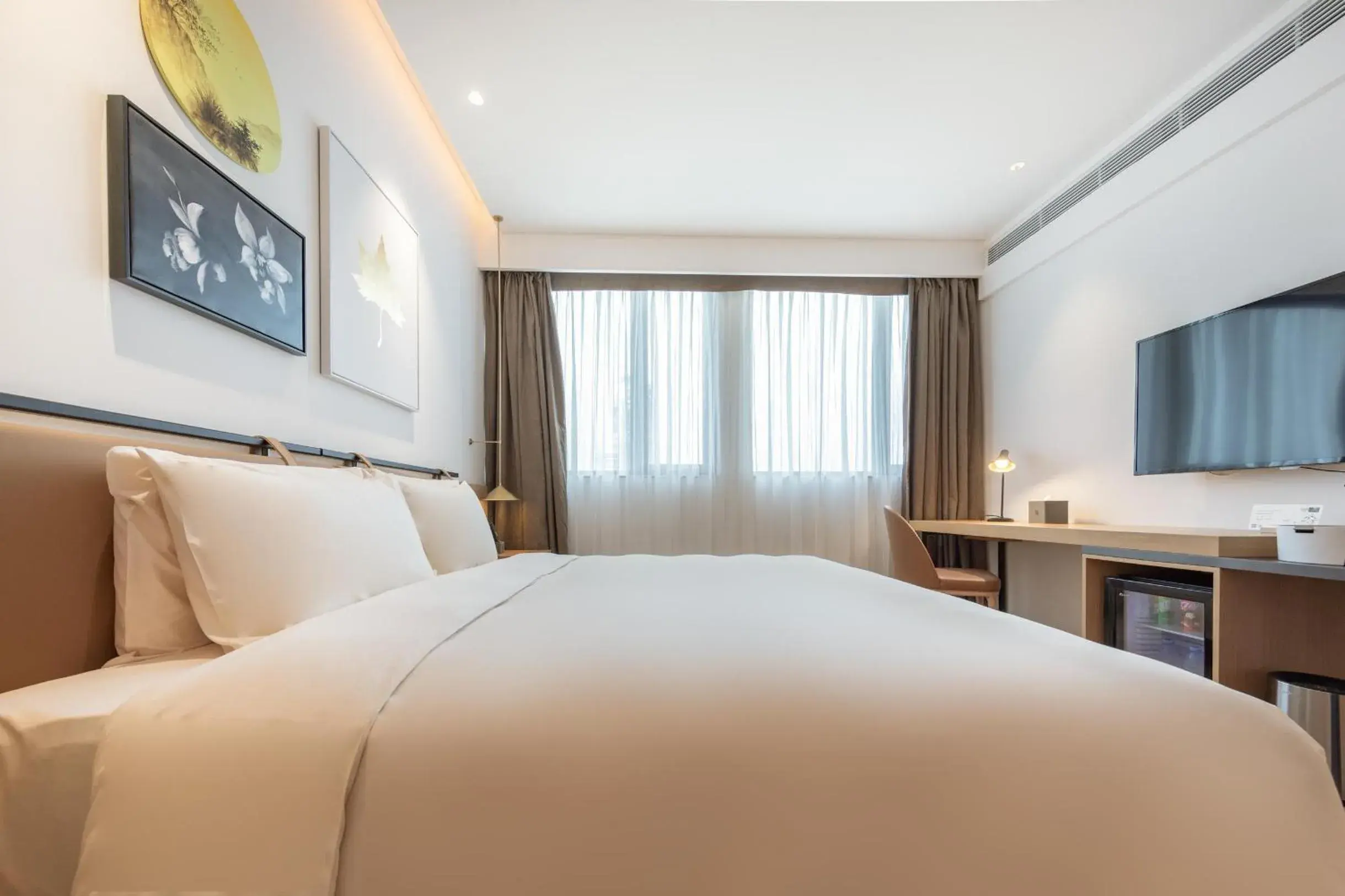 Bed in Atour Hotel Shenzhen Nanshan Vanke Yuncheng Bed in Atour Hotel Shenzhen Nanshan Vanke Yuncheng