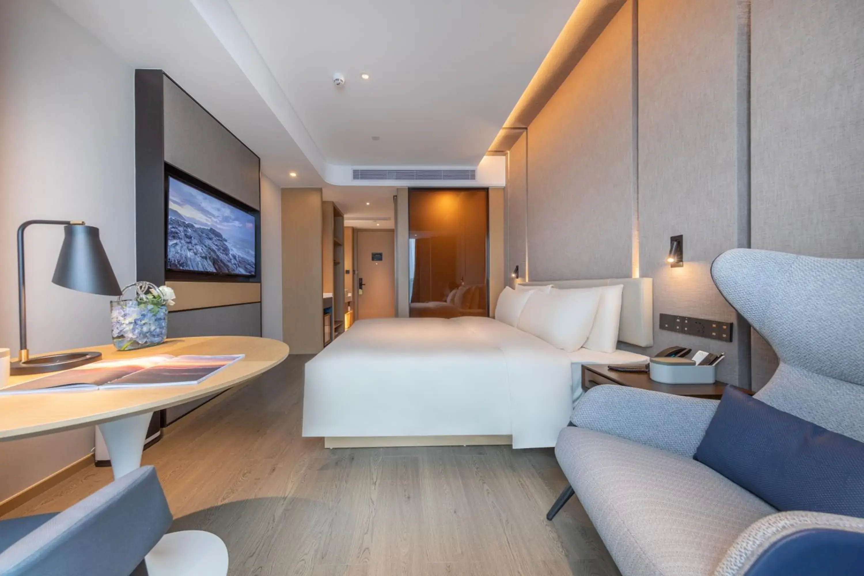 Bed in Atour Hotel Shenzhen Guanlan High Tech Park Bed in Atour Hotel Shenzhen Guanlan High Tech Park