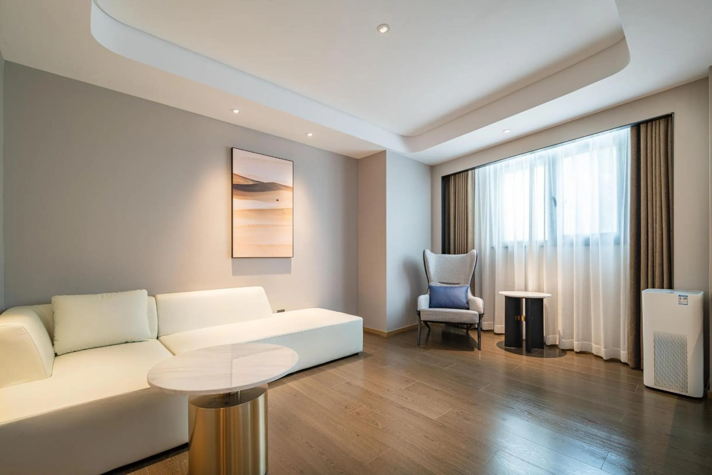 Atour Hotel Shenzhen Luohu Vientiane City