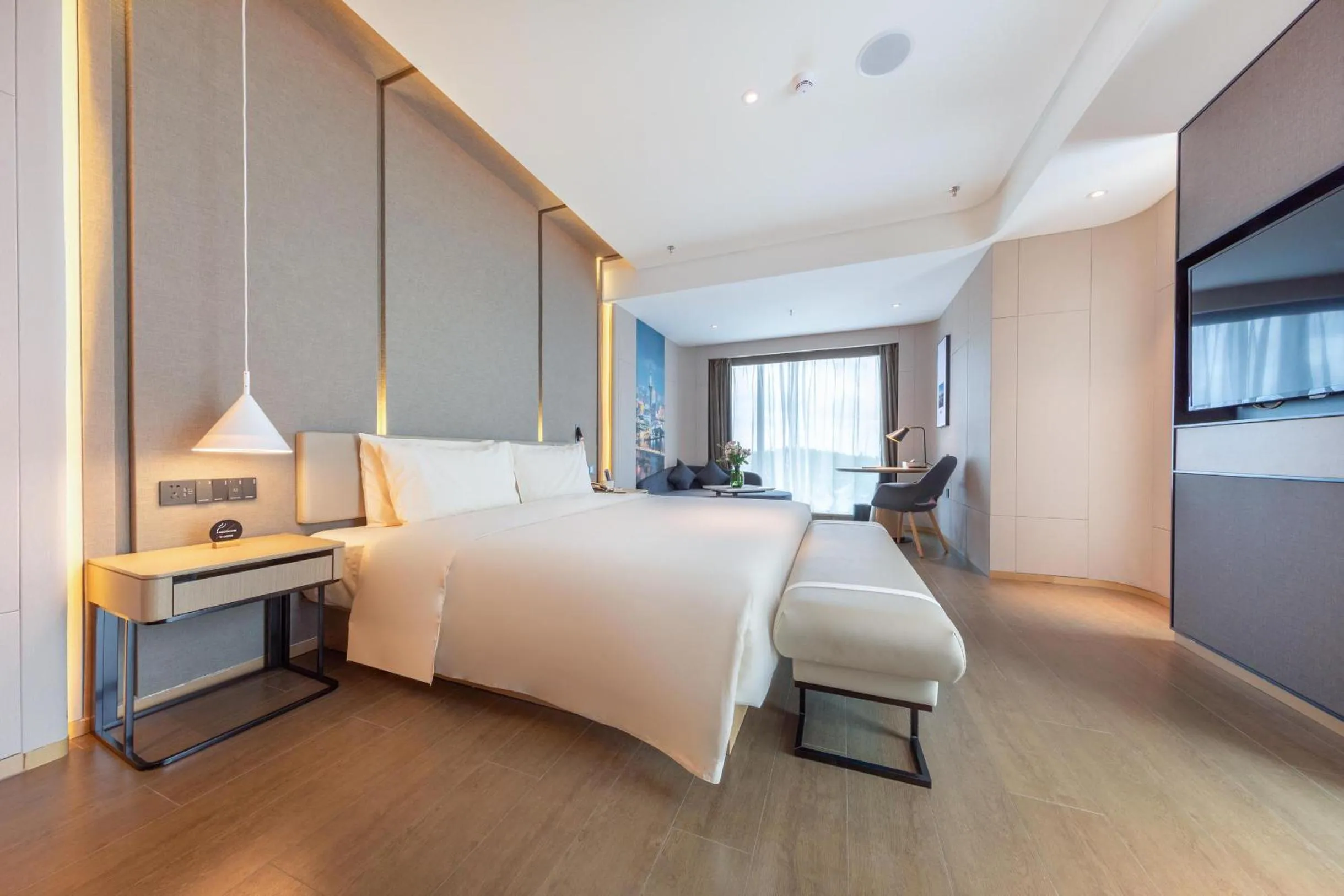 Bed in Atour S Hotel Zhuhai Gongbei Port NetEase Selected