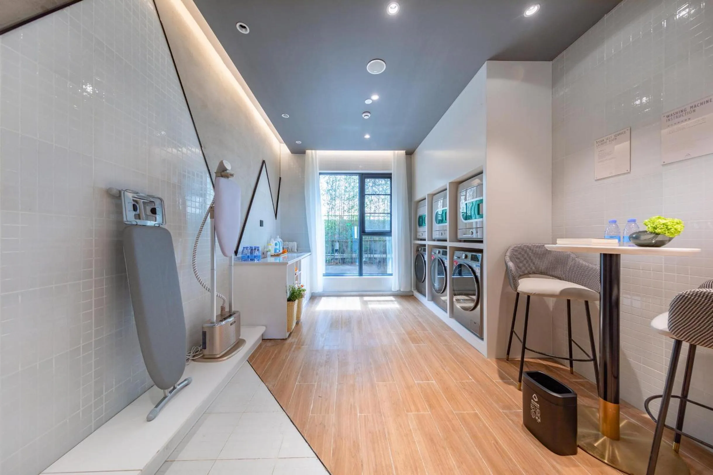 Atour Hotel Zhuhai High Tech Zone University Town Government Affairs Center