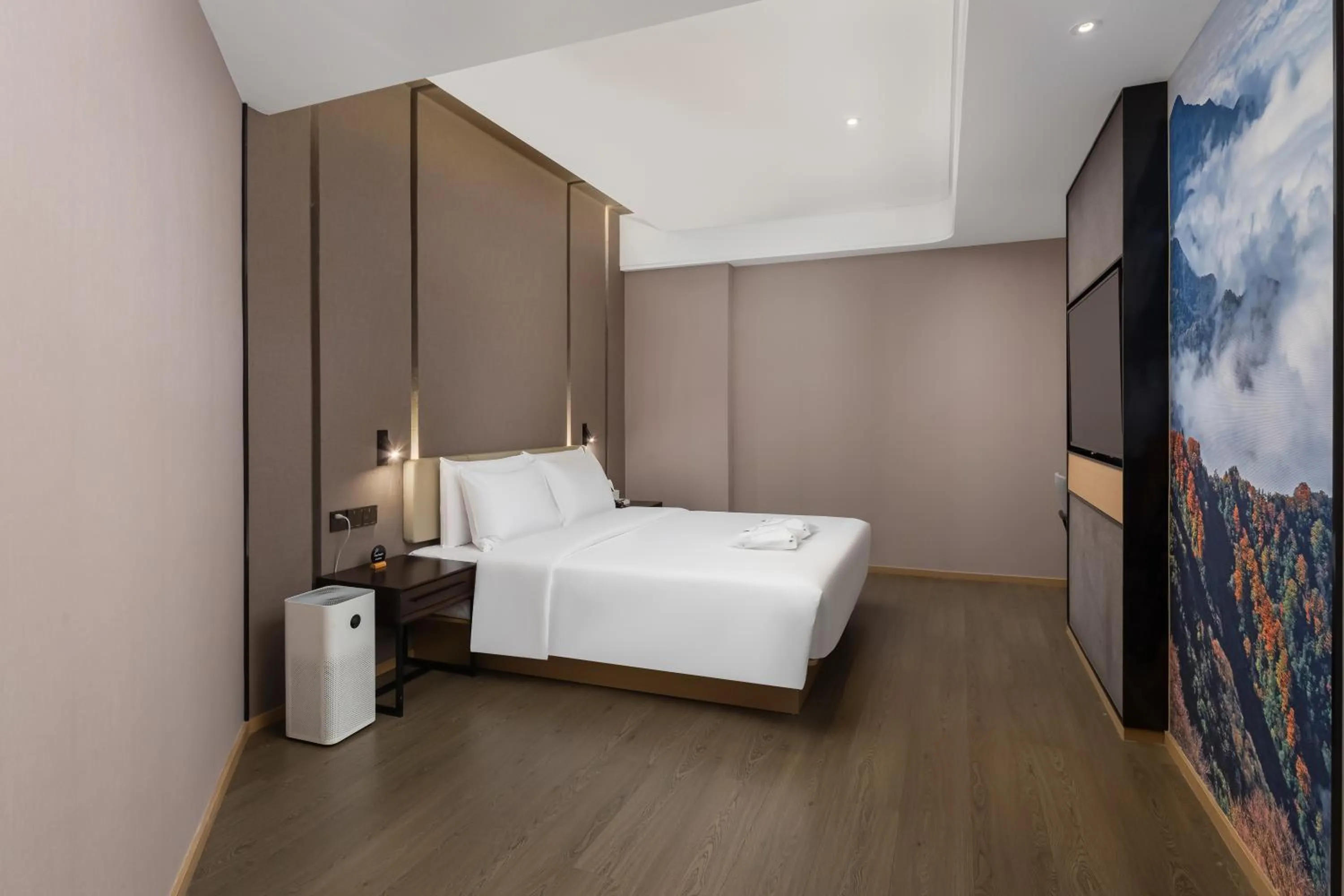 Bed in Atour Hotel Chongqing Guanyinqiao Flower Garden