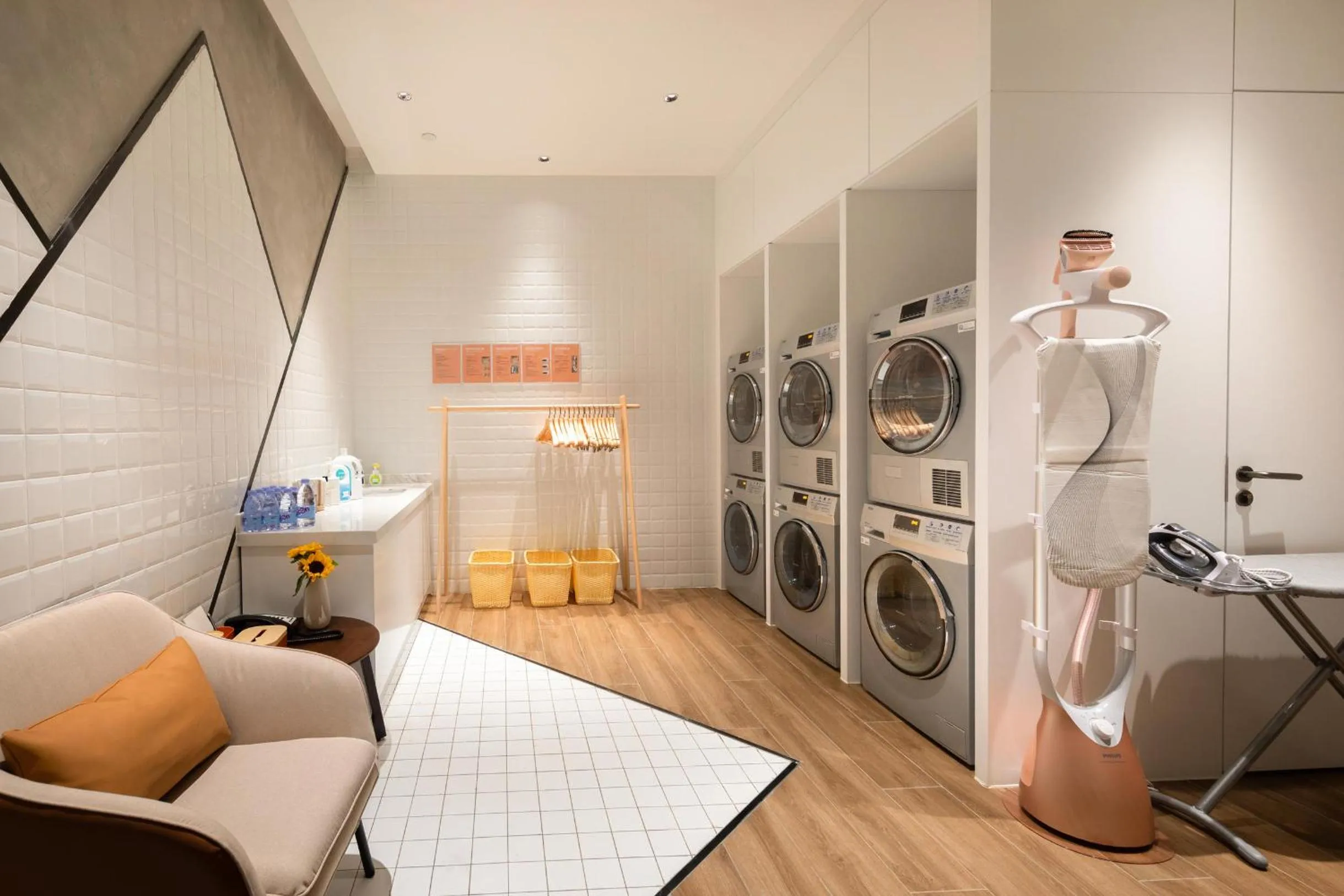 Atour Hotel Kunming Cuihu