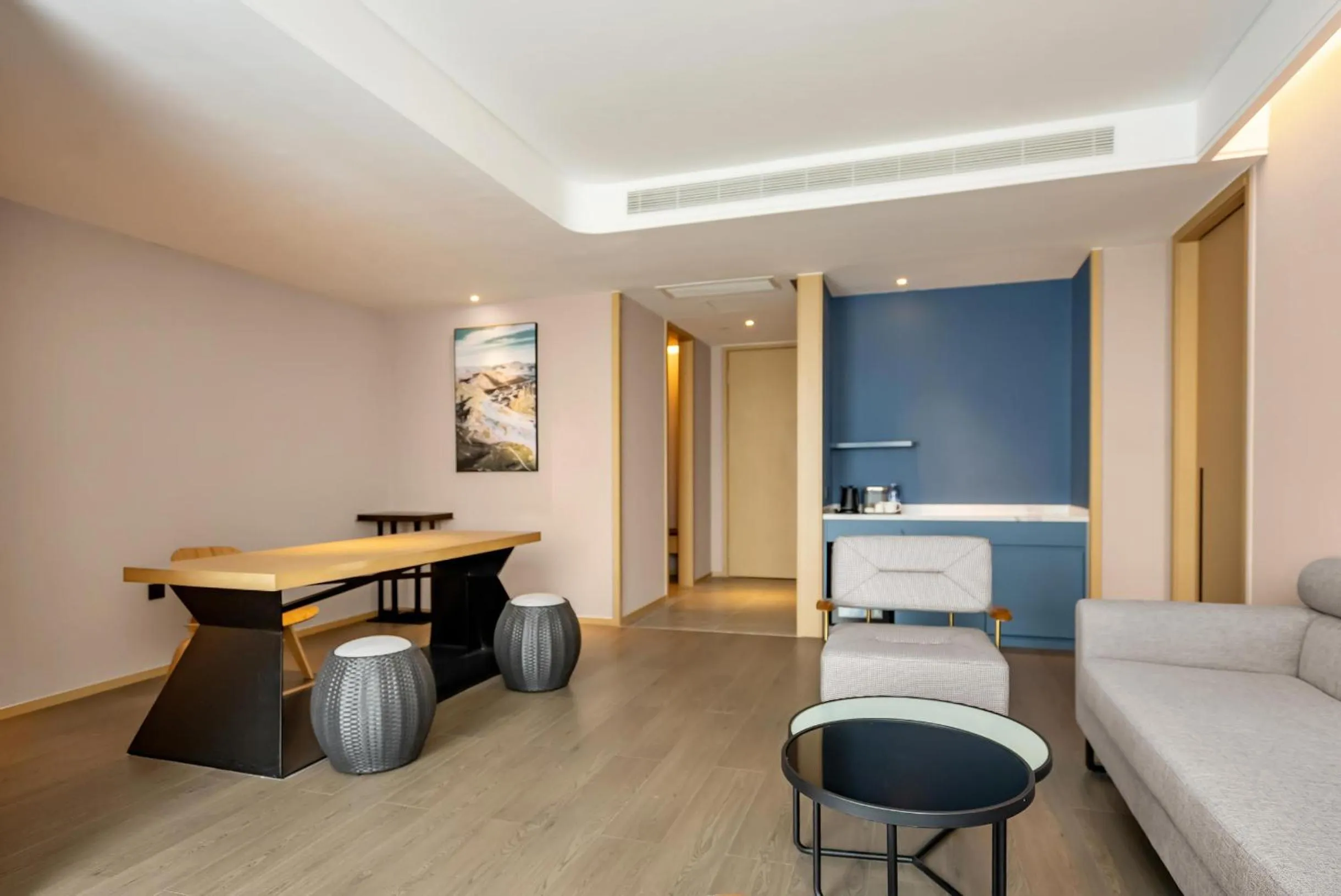 Atour S Hotel Xining Haihu New District SDIC Plaza