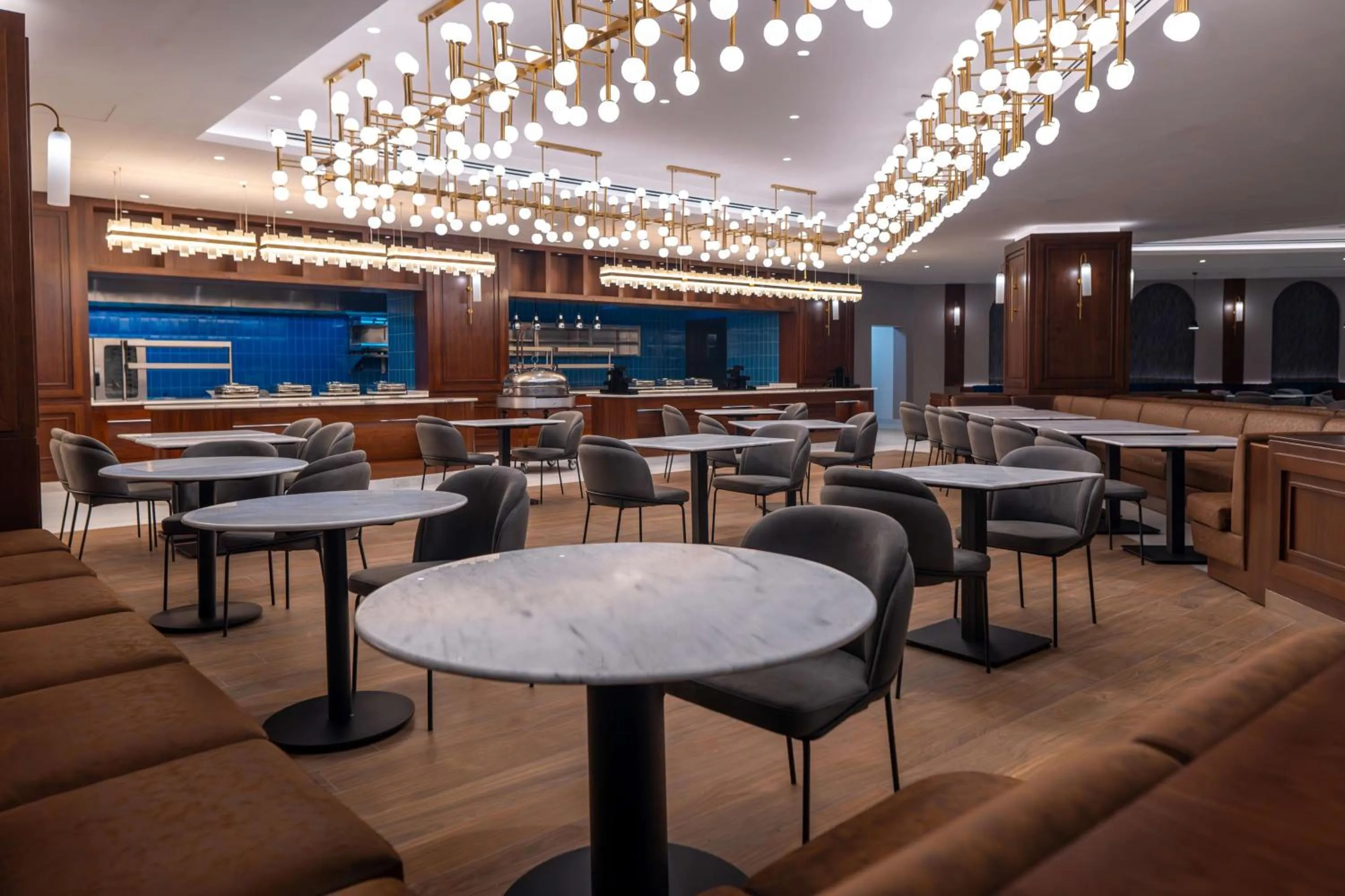 Restaurant/places to eat in Radisson Blu Hotel, Amman Galleria Mall