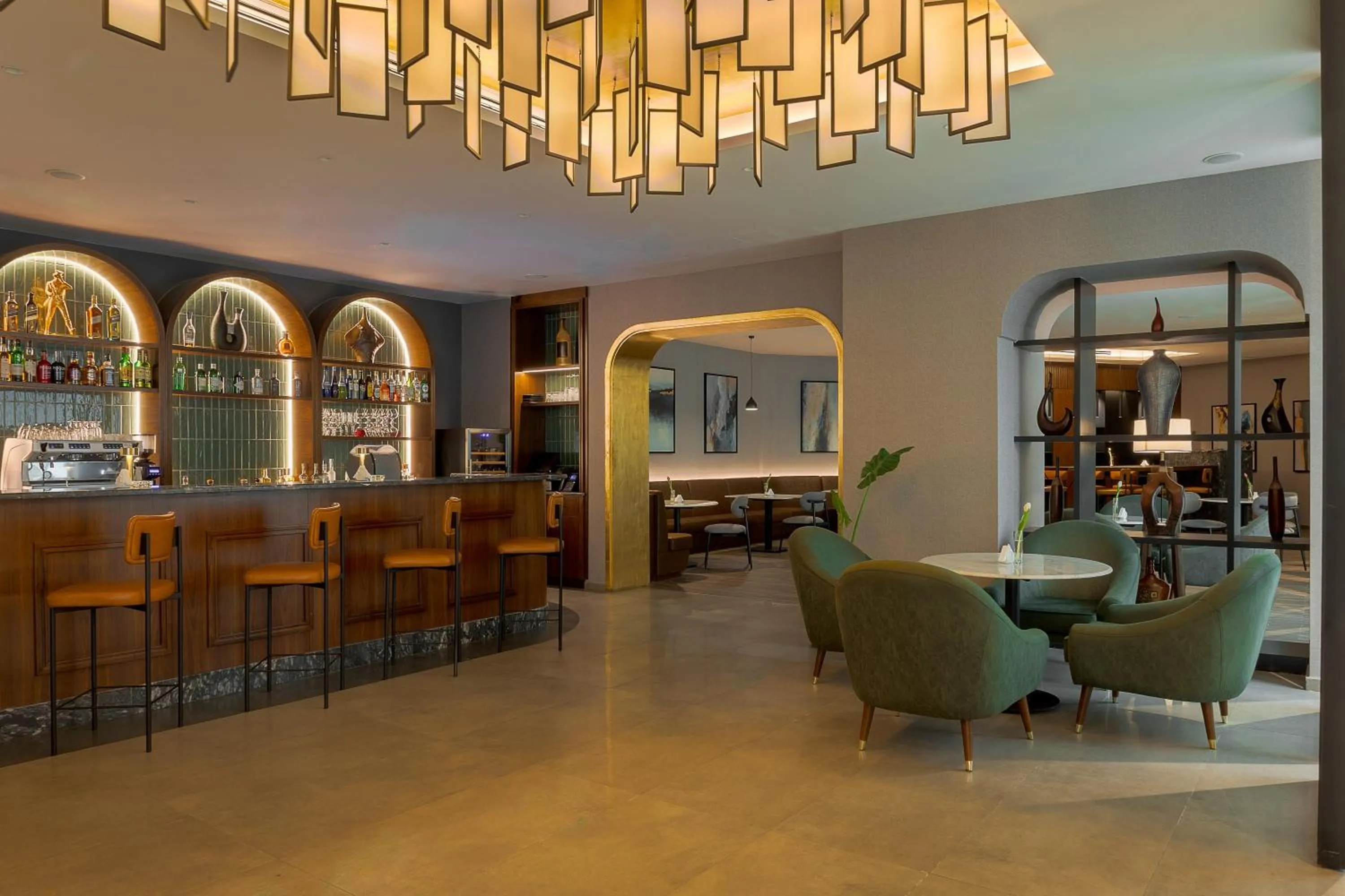 Lounge or bar in Radisson Blu Hotel, Amman Galleria Mall