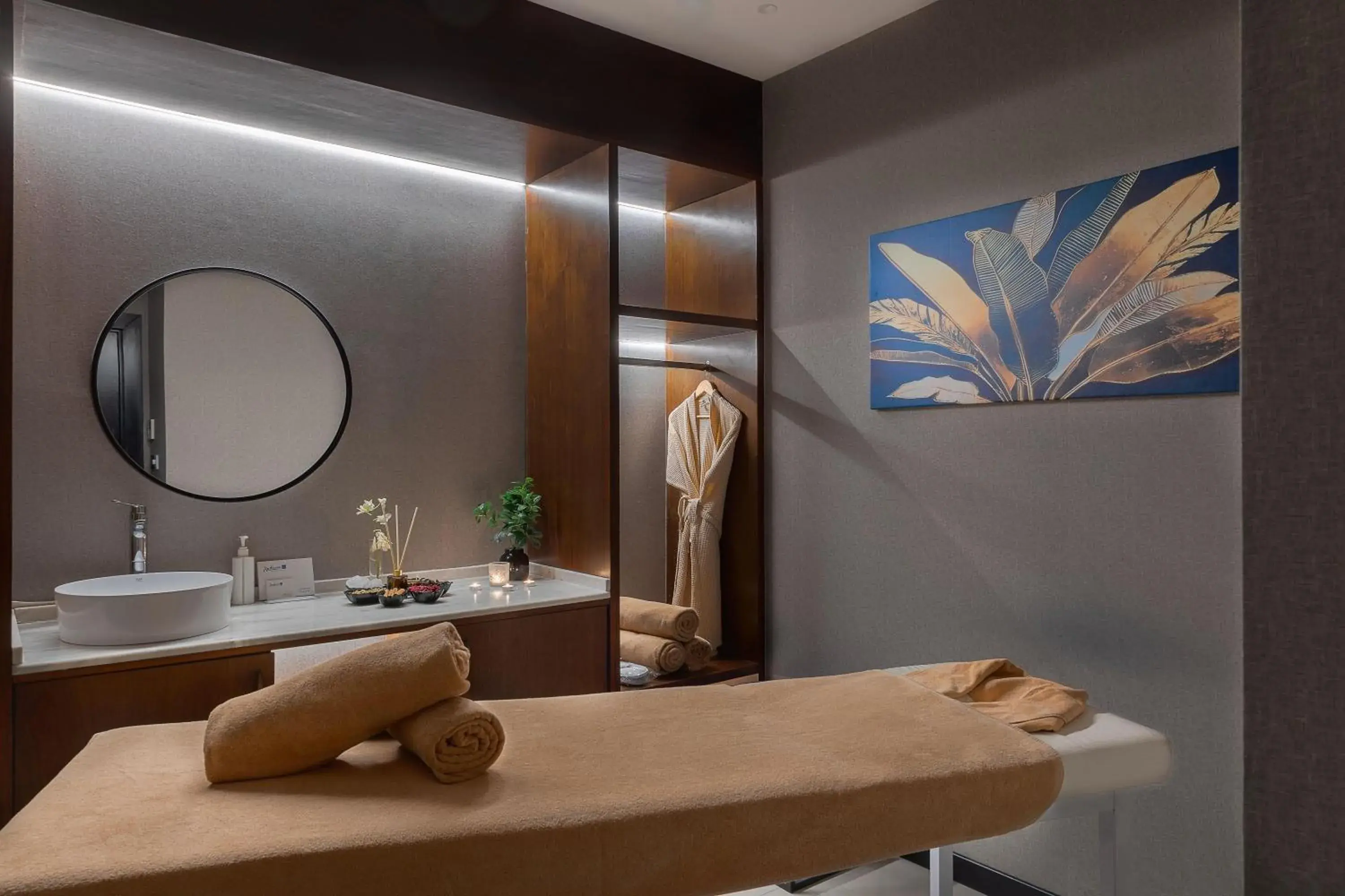 Spa and wellness centre/facilities in Radisson Blu Hotel, Amman Galleria Mall Spa and wellness centre/facilities in Radisson Blu Hotel, Amman Galleria Mall