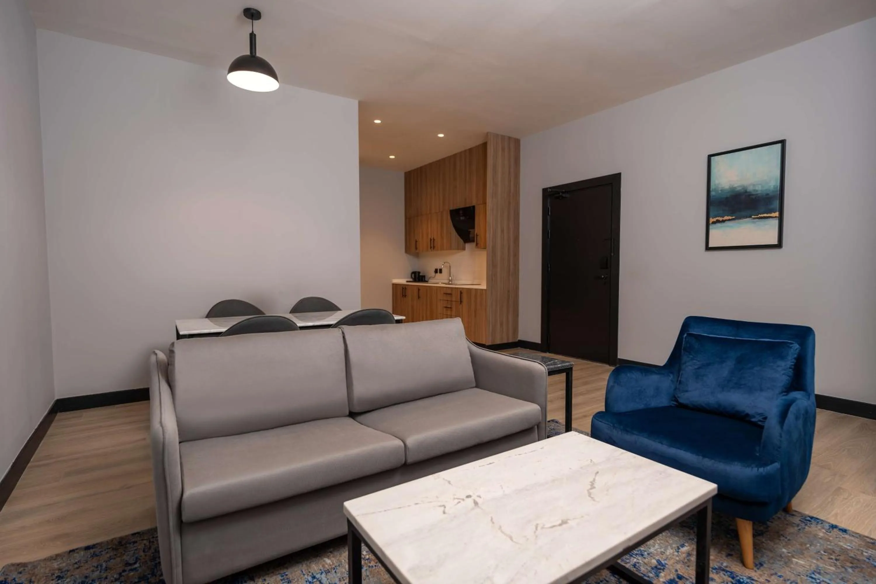 Photo of the whole room in Radisson Blu Hotel, Amman Galleria Mall