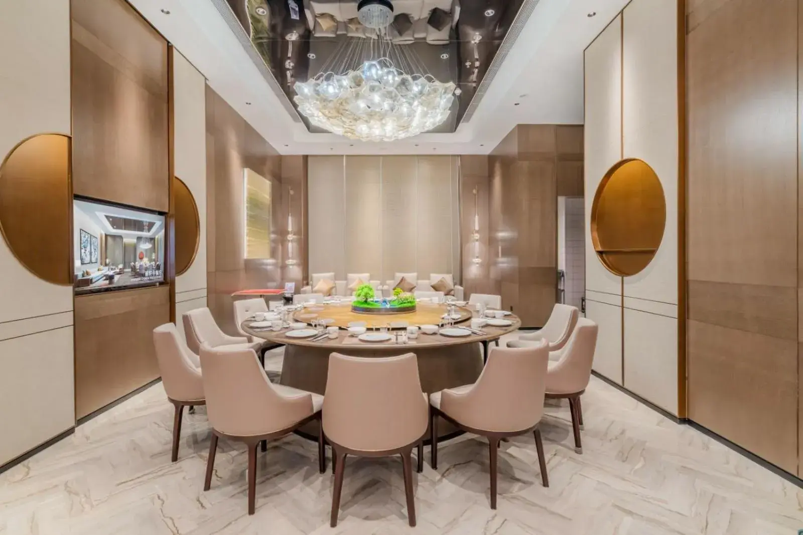 Restaurant/places to eat in Radisson Hotel, Beijing DaXing Airport Restaurant/places to eat in Radisson Hotel, Beijing DaXing Airport