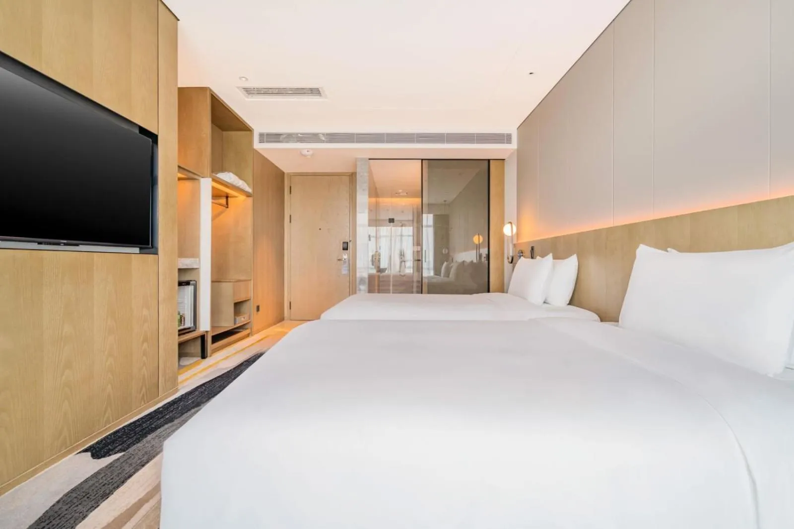 Bedroom in Radisson Hotel, Beijing DaXing Airport