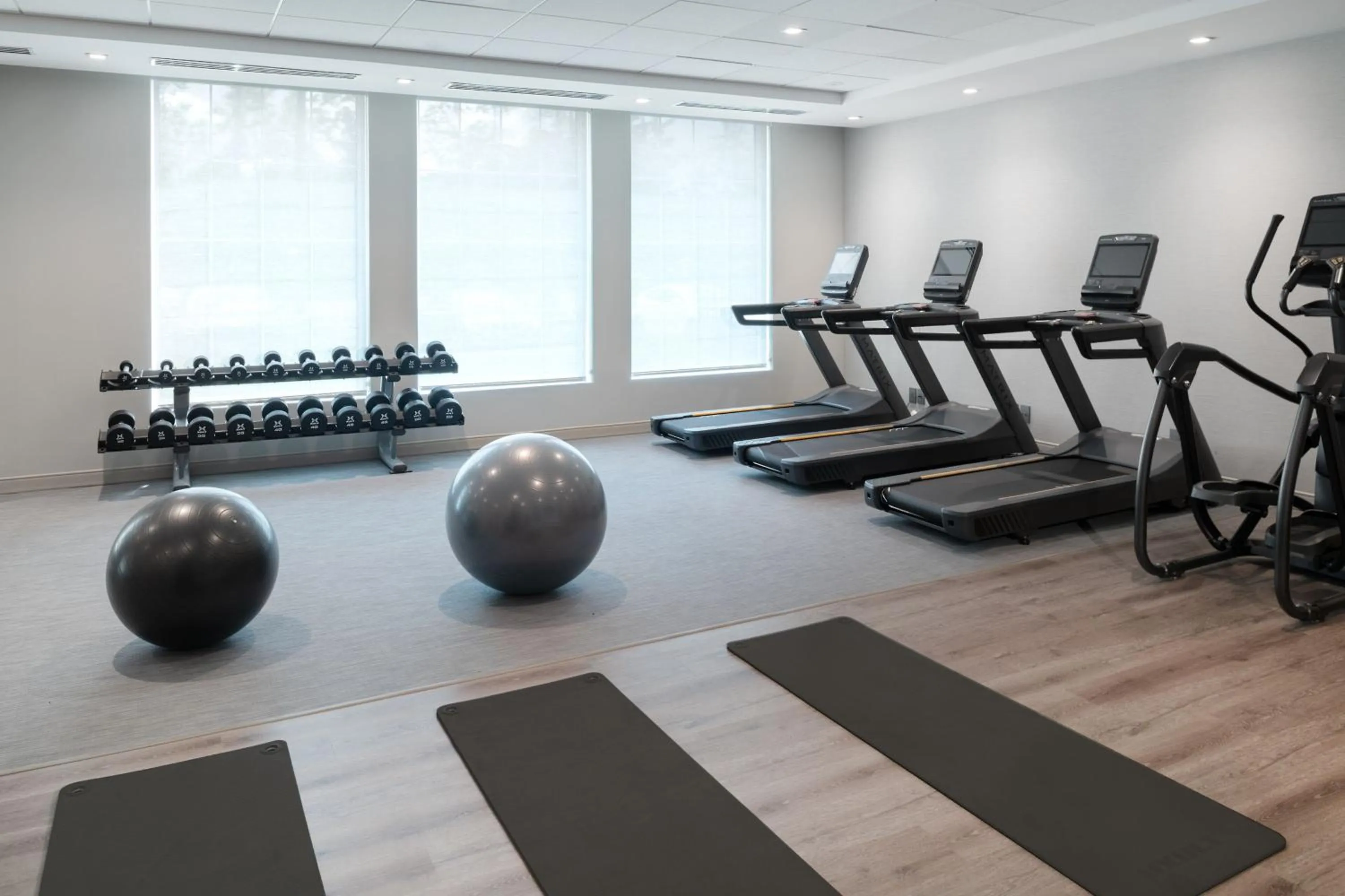 Fitness centre/facilities in Fairfield by Marriott Inn & Suites Annapolis