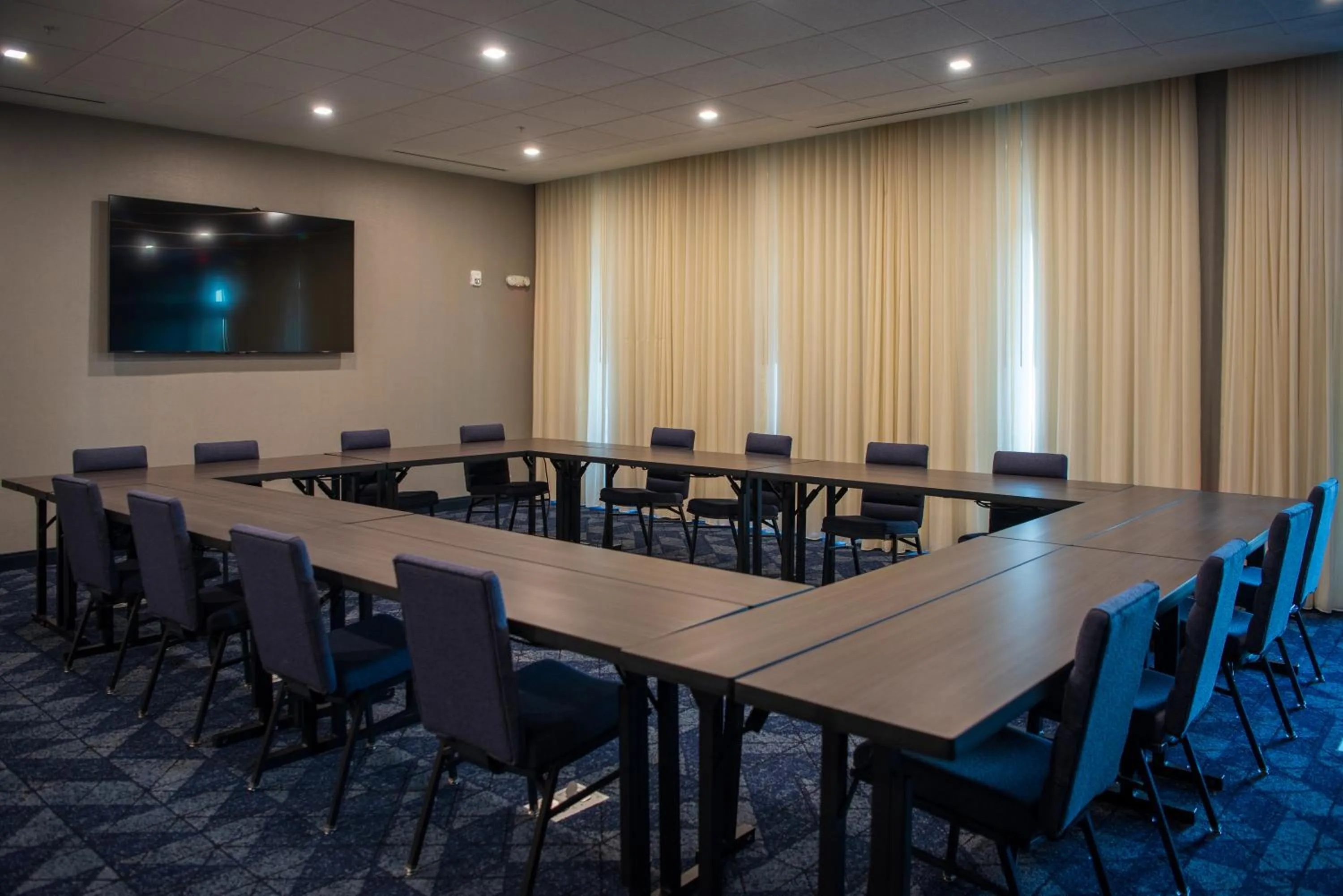 Meeting/conference room in Courtyard by Marriott Lake City
