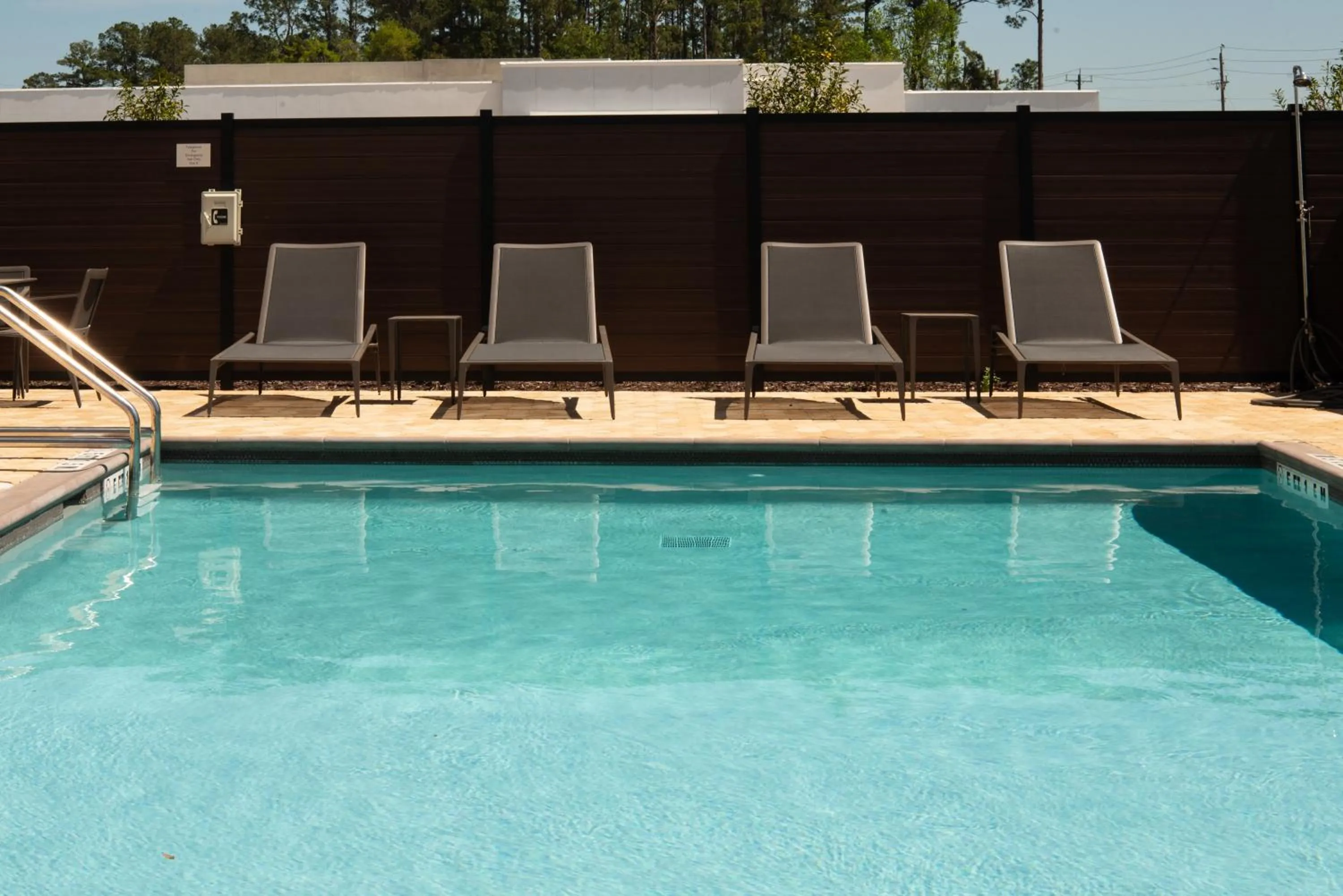 Swimming pool in Courtyard by Marriott Lake City