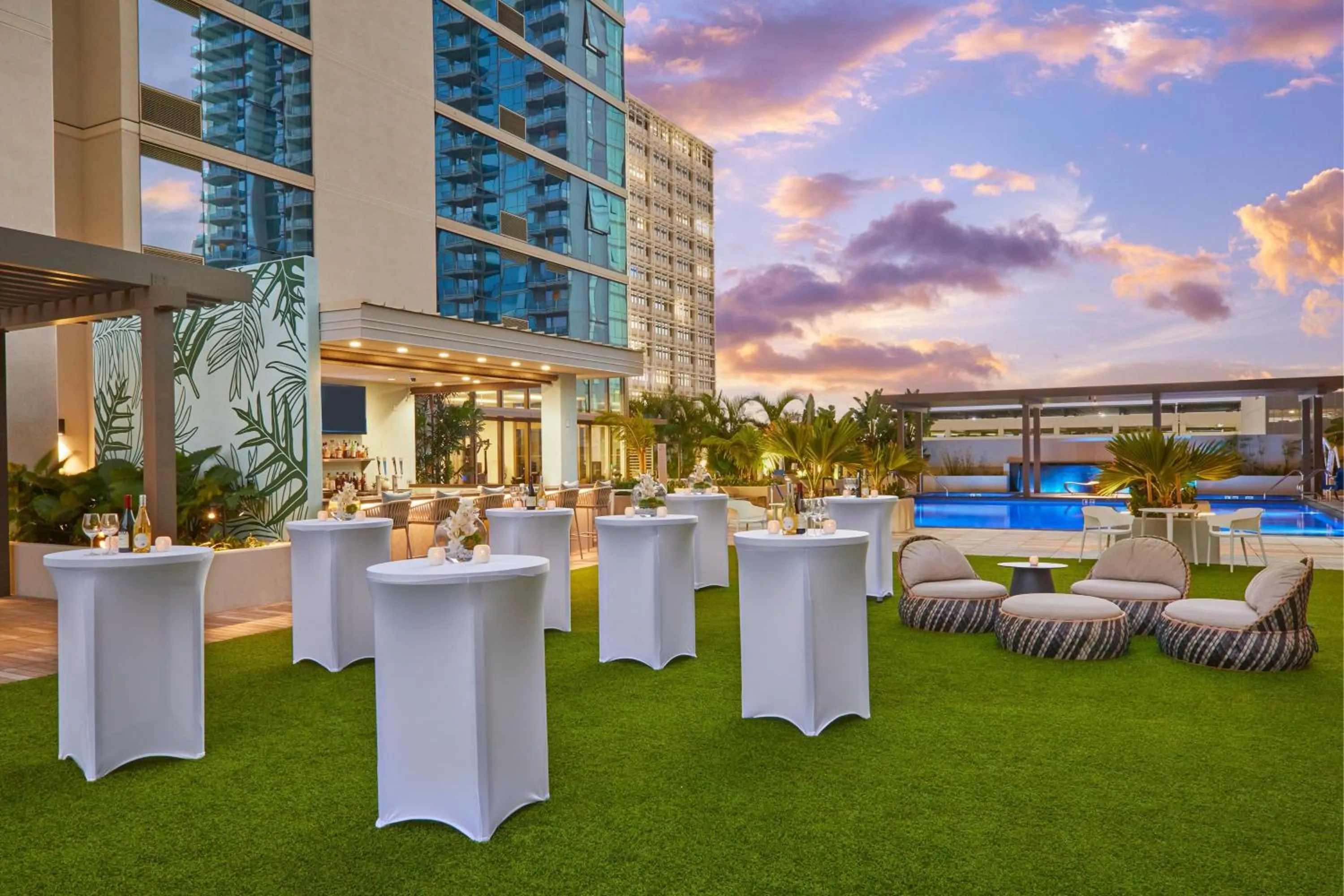 Meeting/conference room in Renaissance Honolulu Hotel & Spa
