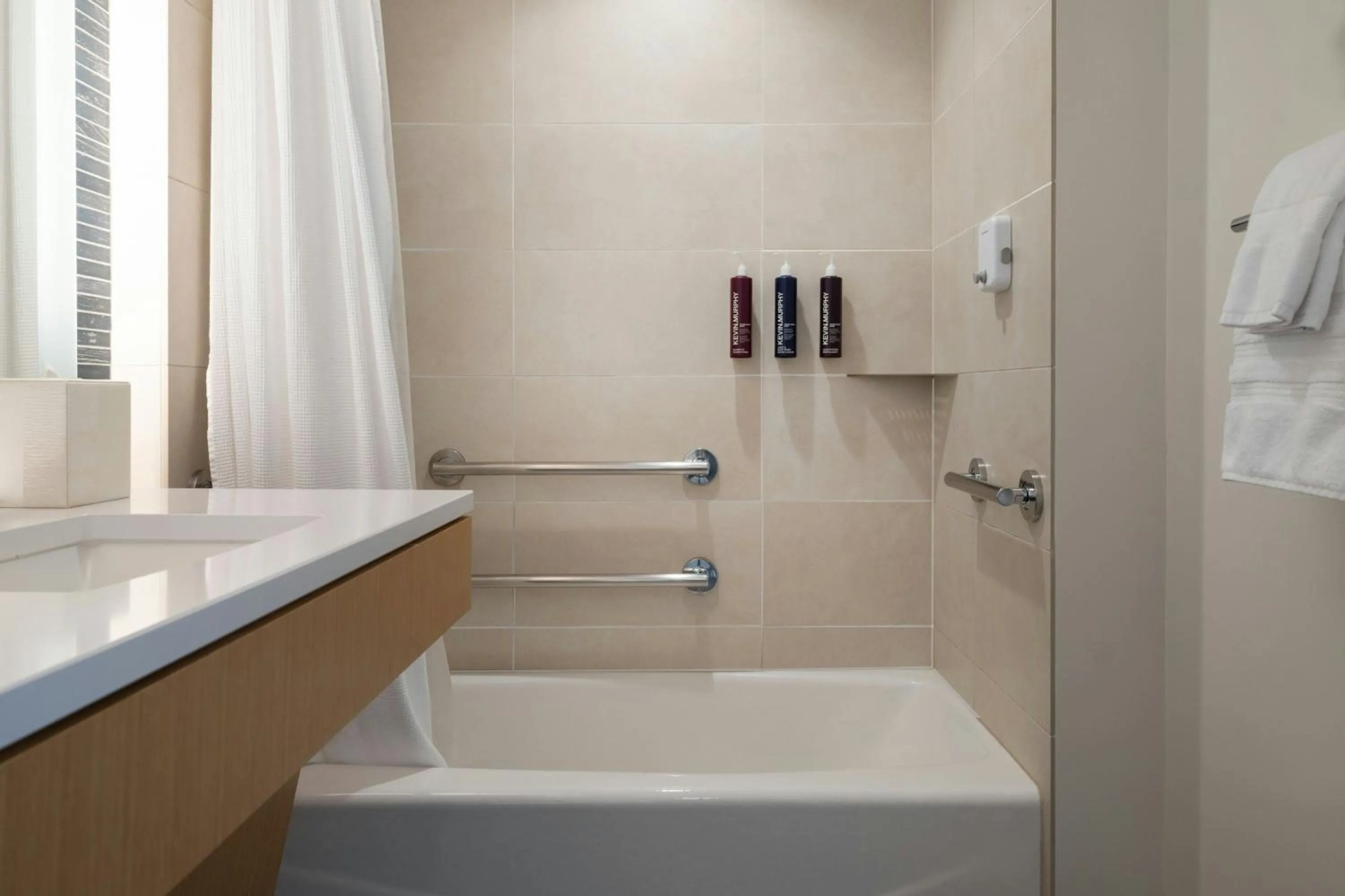 Bathroom in Renaissance Honolulu Hotel & Spa