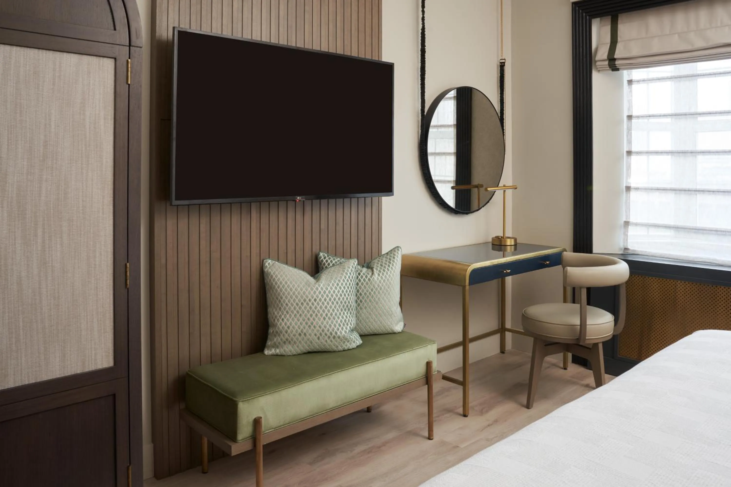TV and multimedia, Bed in Hotel Vesper, Houston, a Tribute Portfolio Hotel