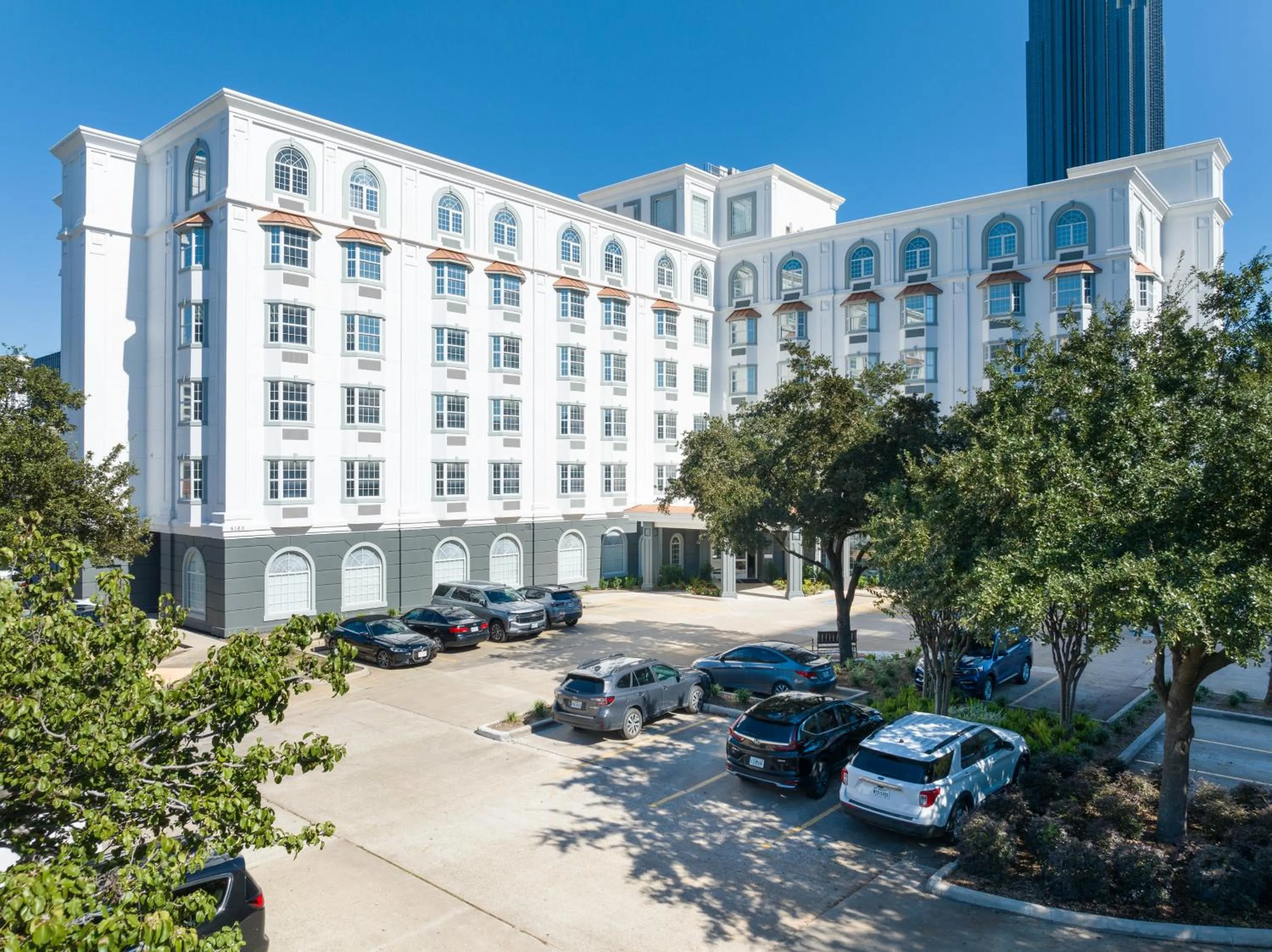Property building in Hotel Vesper, Houston, a Tribute Portfolio Hotel