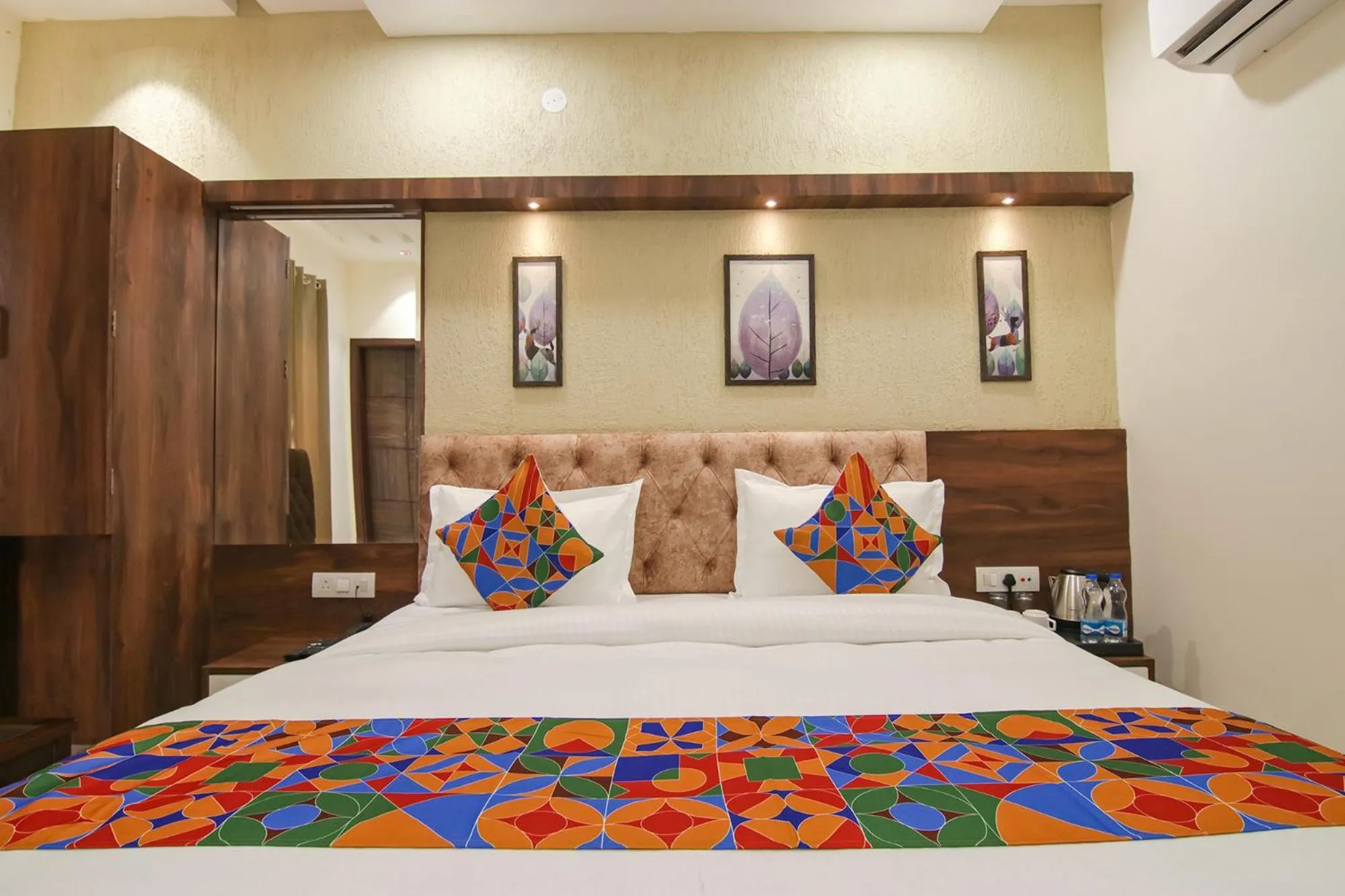 Bed in FabHotel Spring