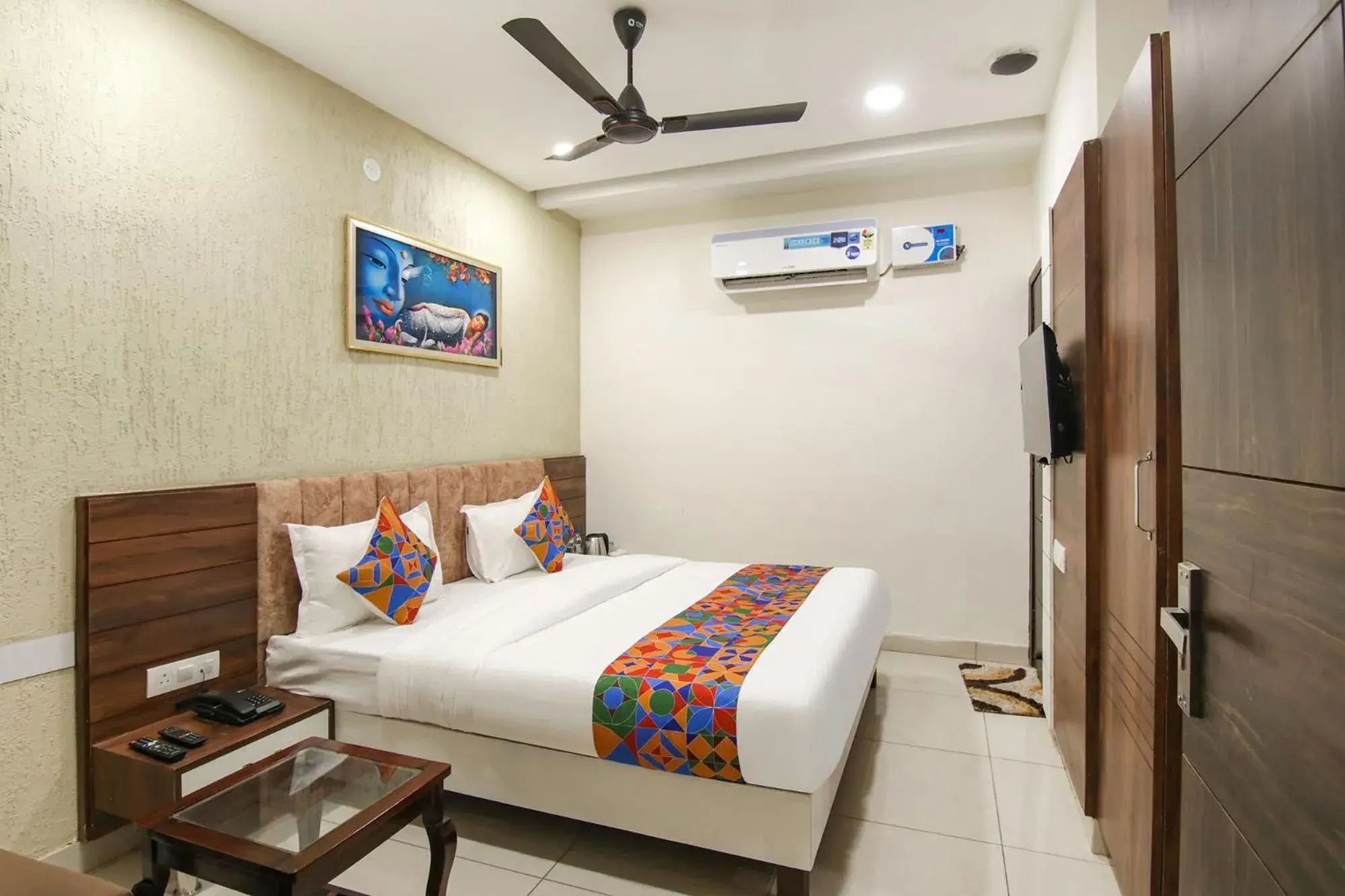 Bed in FabHotel Spring Bed in FabHotel Spring