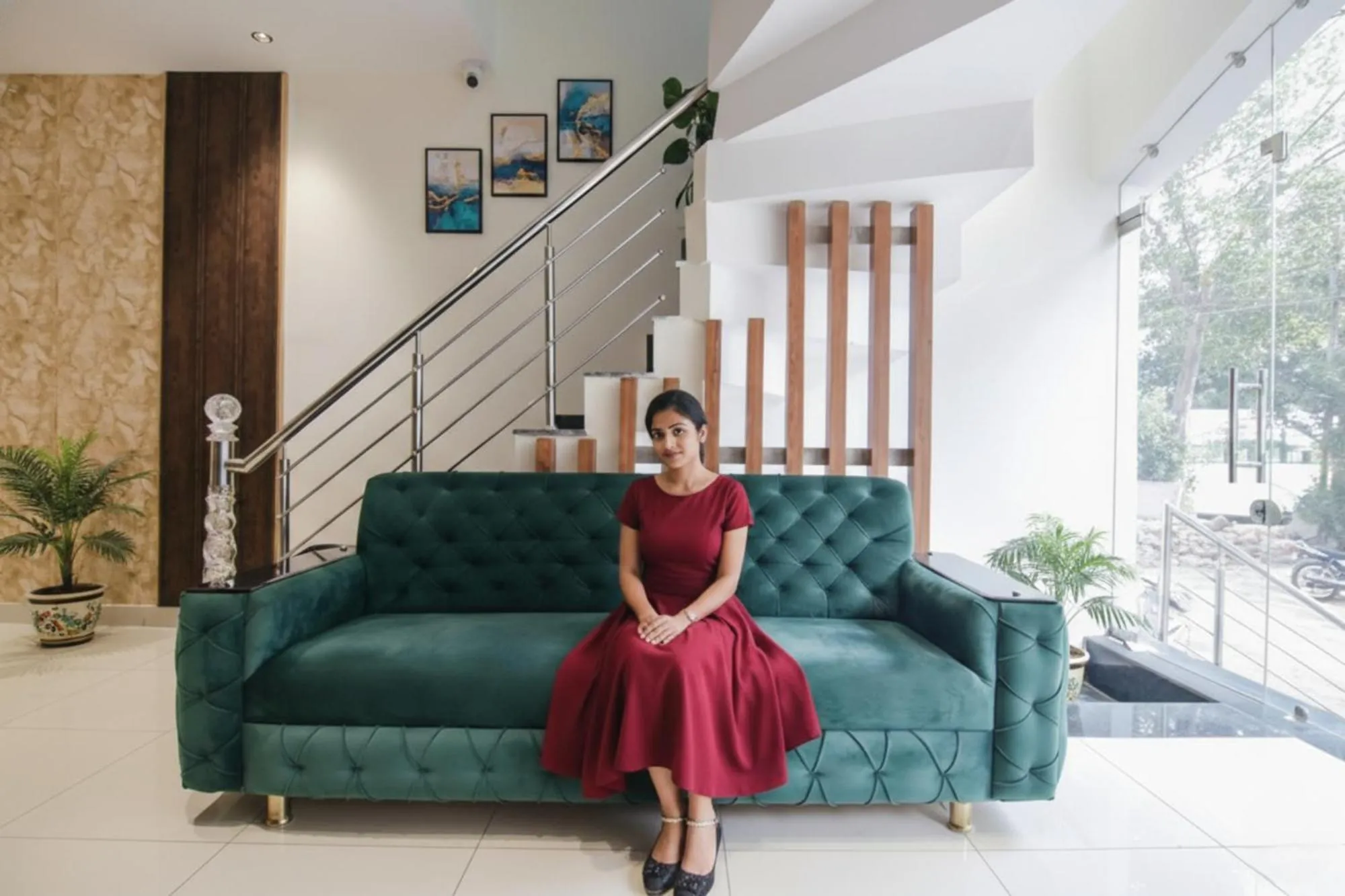 Seating area in FabHotel Spring