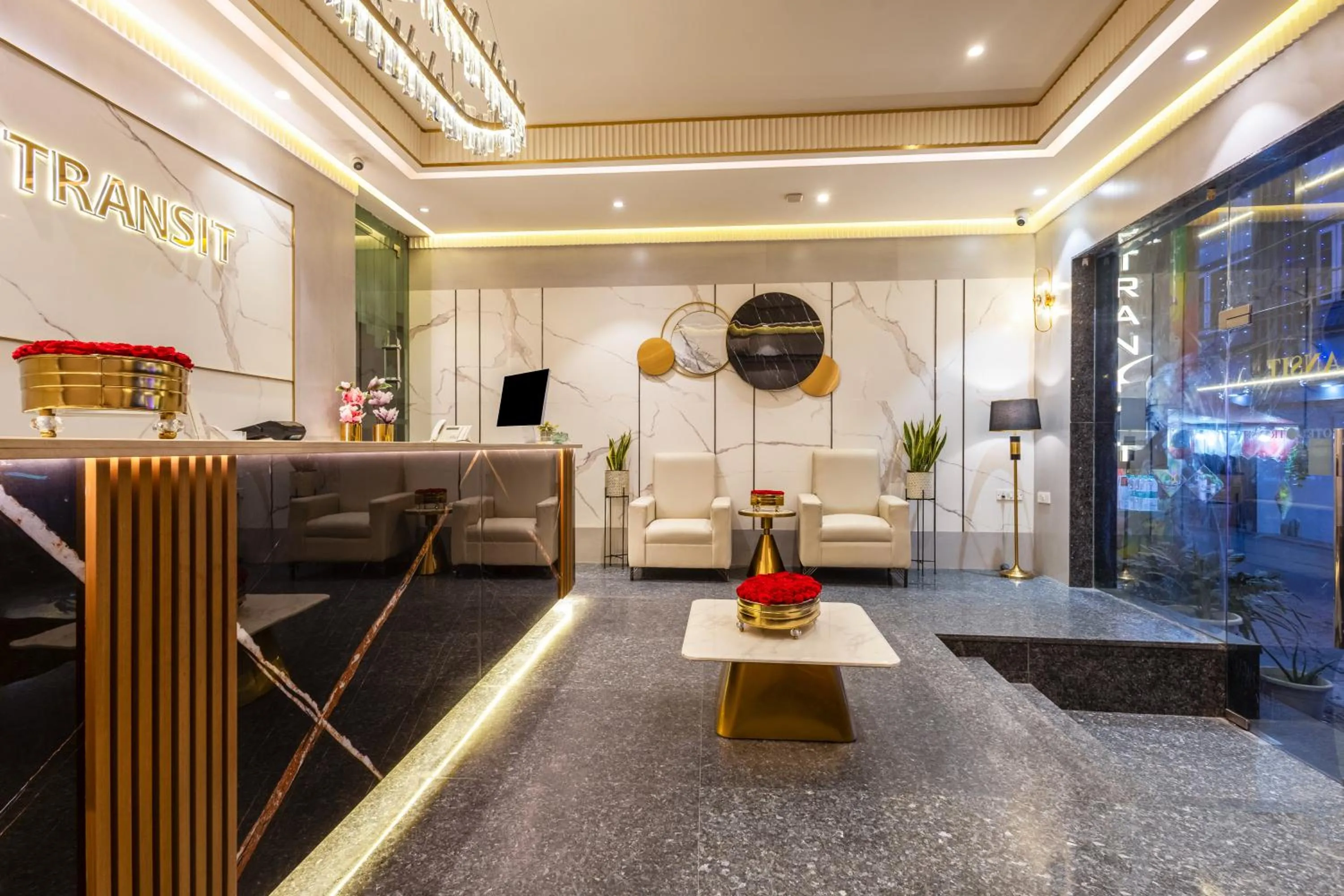 Living room in Hotel Transit International- Aerocity Delhi Airport