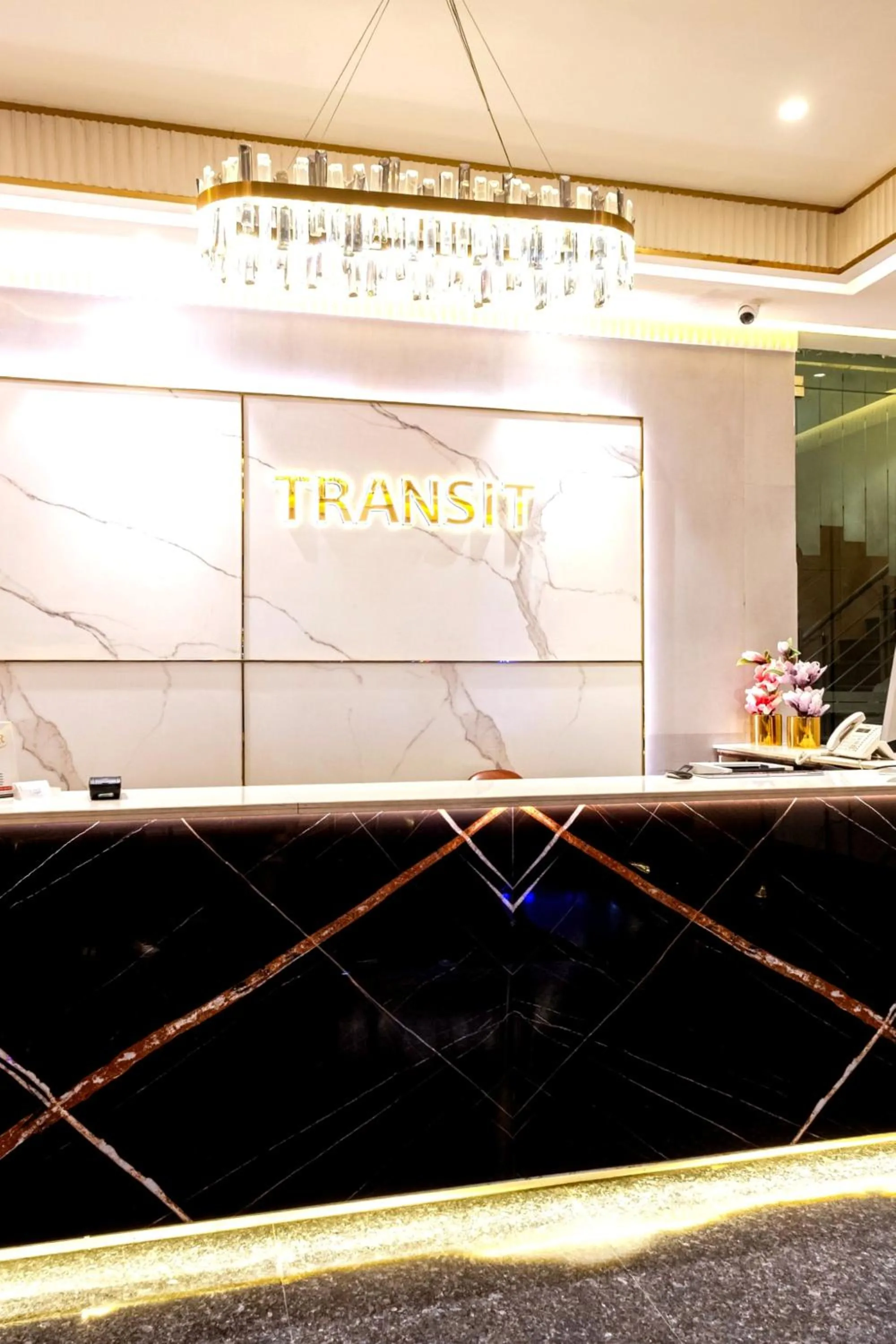 Logo/Certificate/Sign in Hotel Transit International- Aerocity Delhi Airport