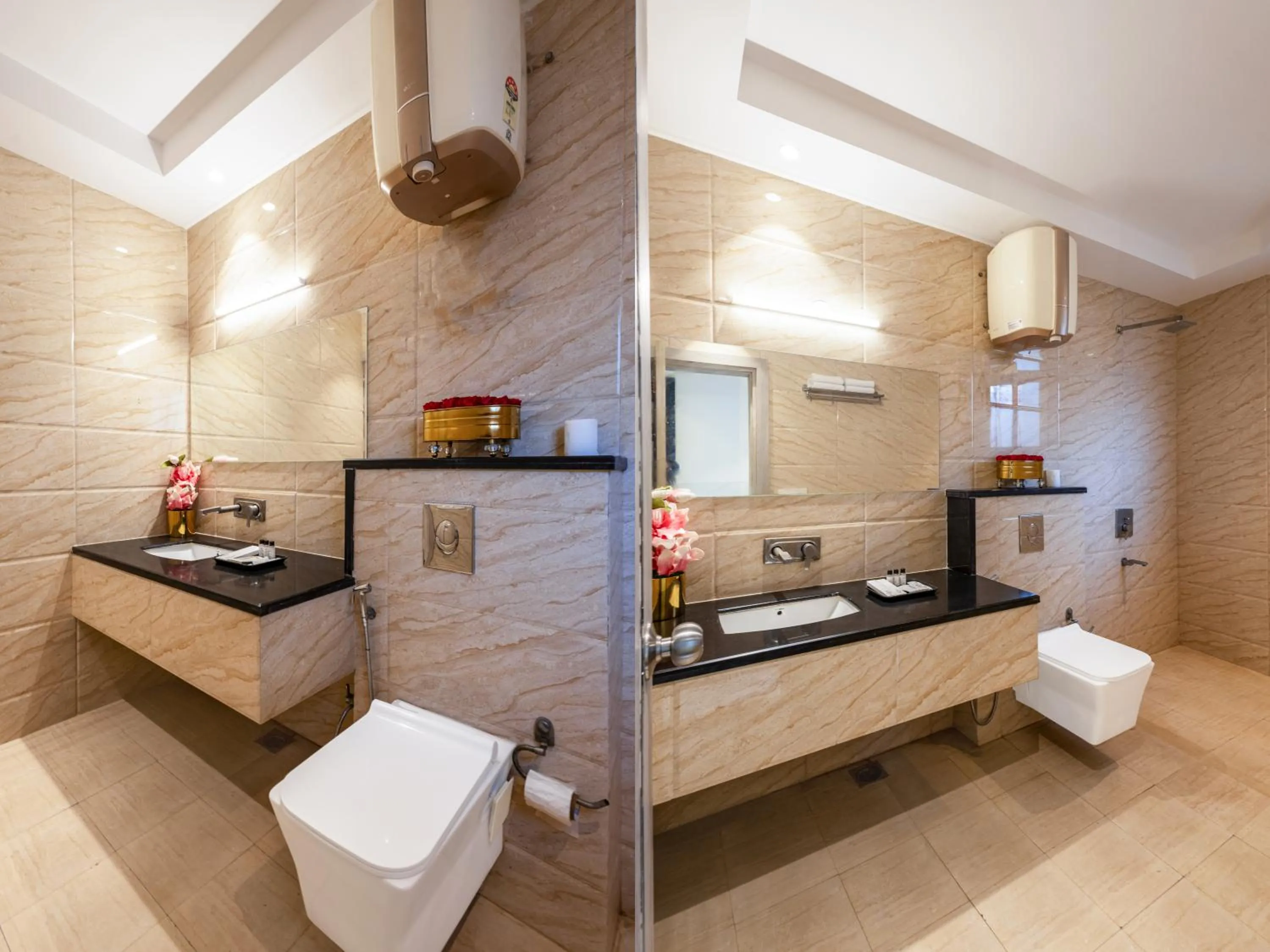 Bathroom in Hotel Transit International- Aerocity Delhi Airport