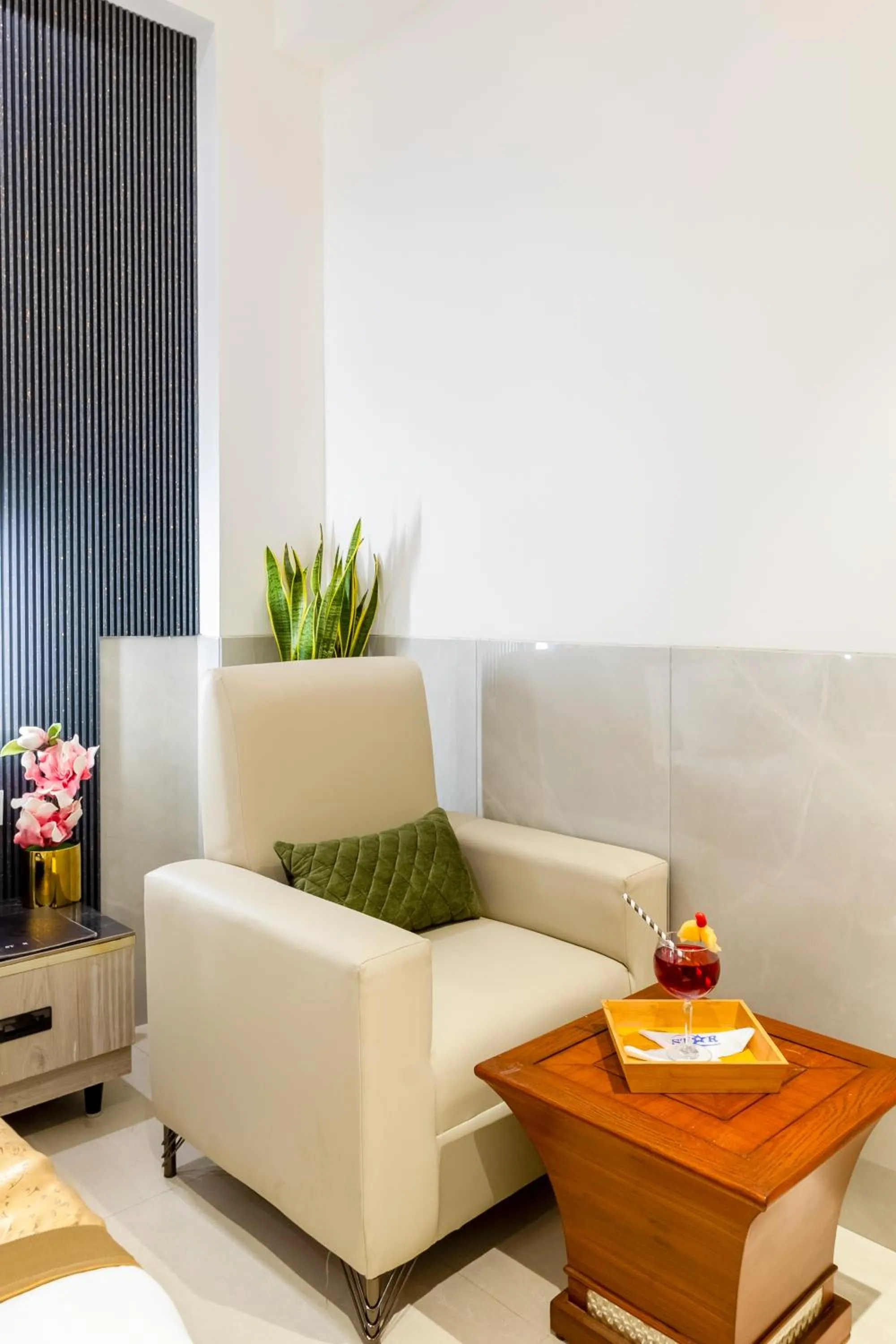 Seating area in Hotel Transit International- Aerocity Delhi Airport