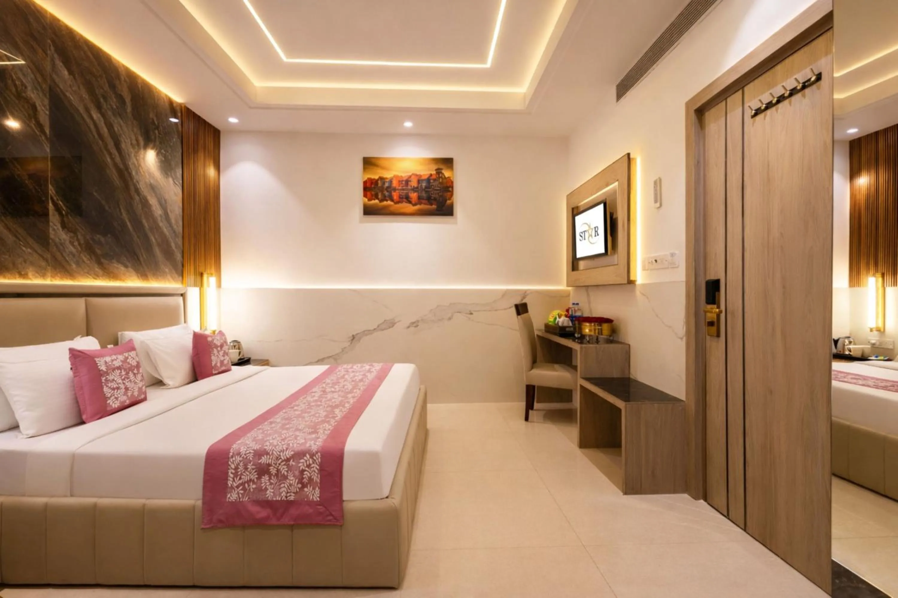 Bed in Hotel Transit International- Aerocity Delhi Airport