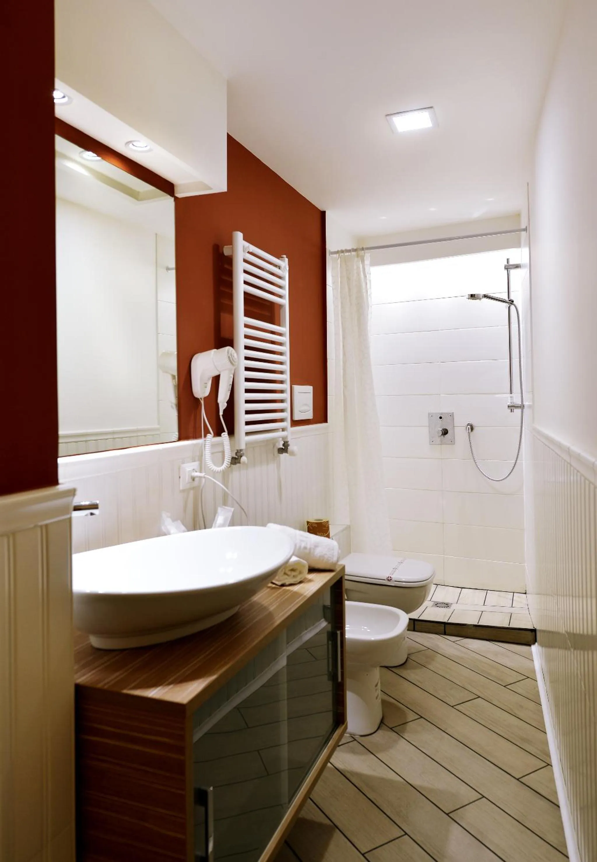 Bathroom in *1*7*4* Via Roma