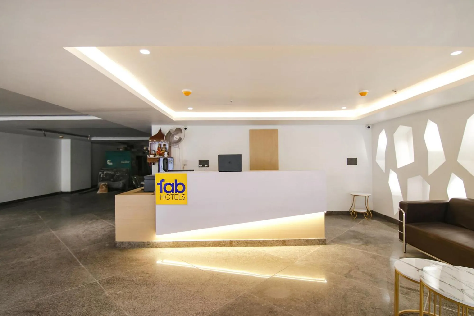 Lobby or reception in FabHotel Sky Suites Karkardooma