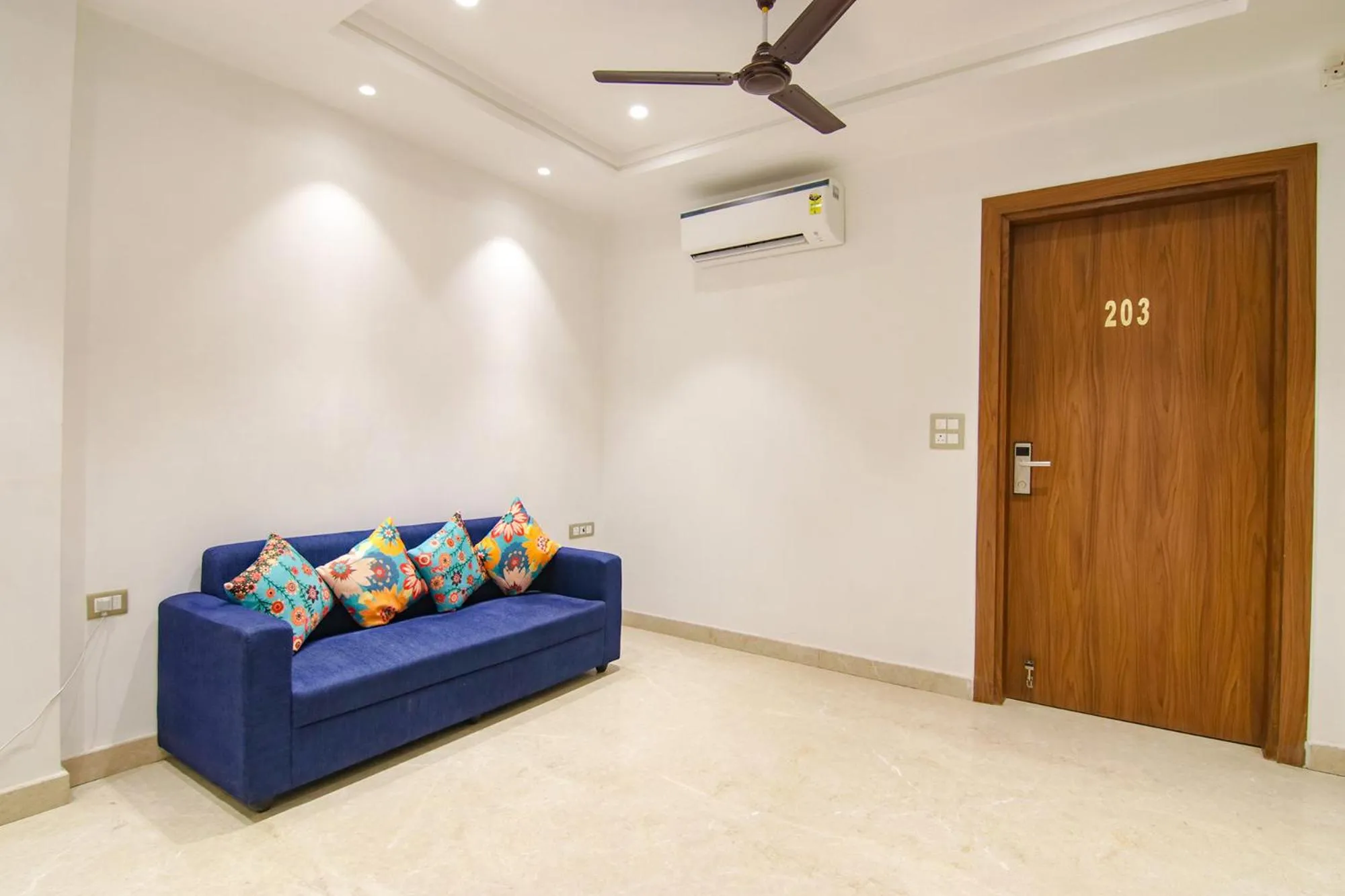 Seating area in FabHotel La Serene BnB- Ashok Vihar