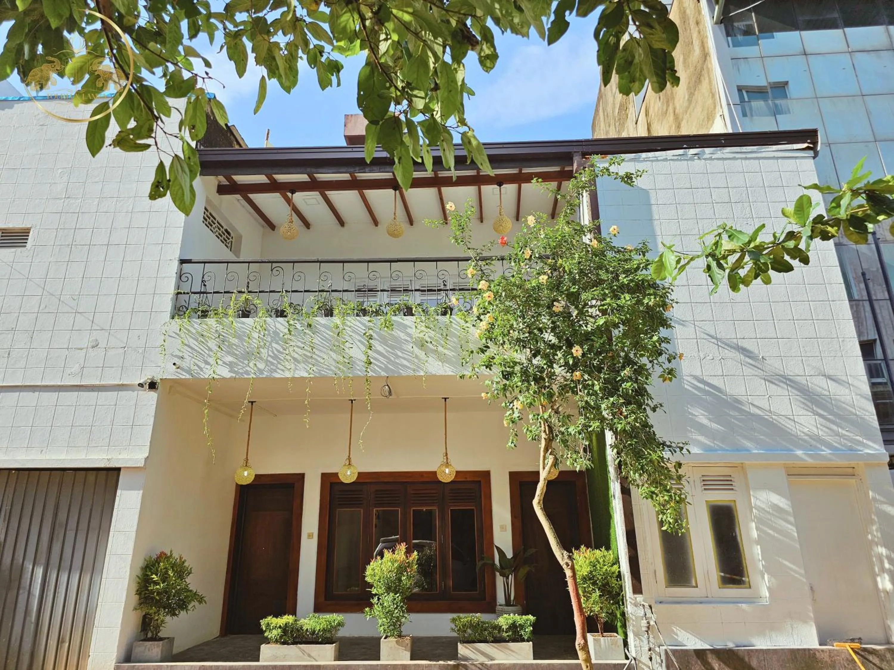 Galle Face Terrace Hostel by Tourlux
