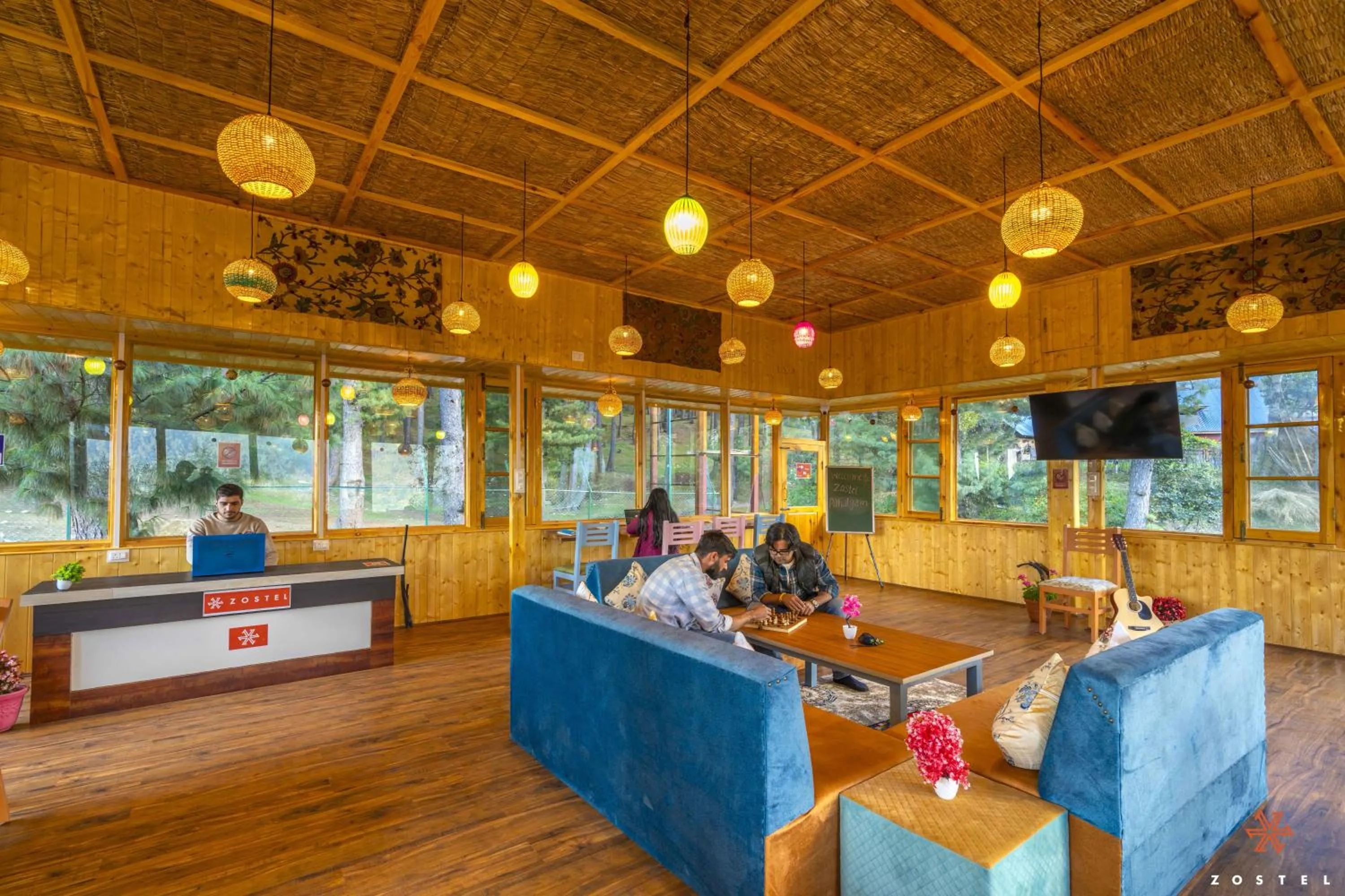 Restaurant/places to eat in Zostel Pahalgam