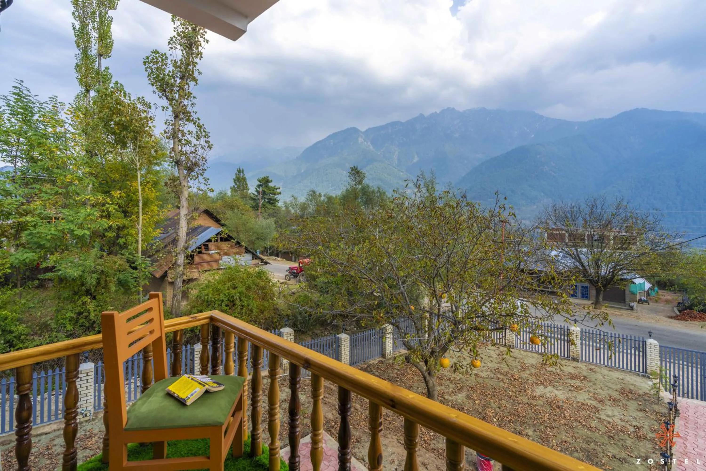 Balcony/Terrace in Zostel Pahalgam