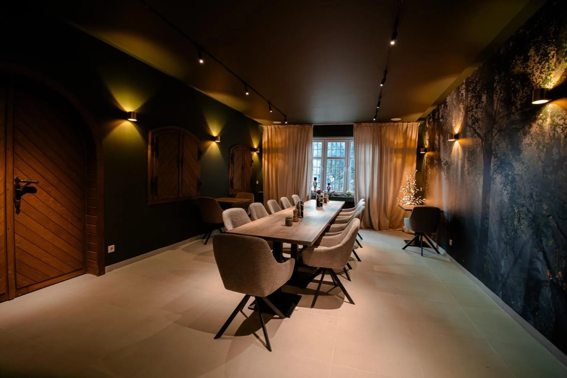 Restaurant/places to eat in The Resting Place